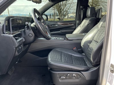 2022 Cadillac Escalade Sport Platinum