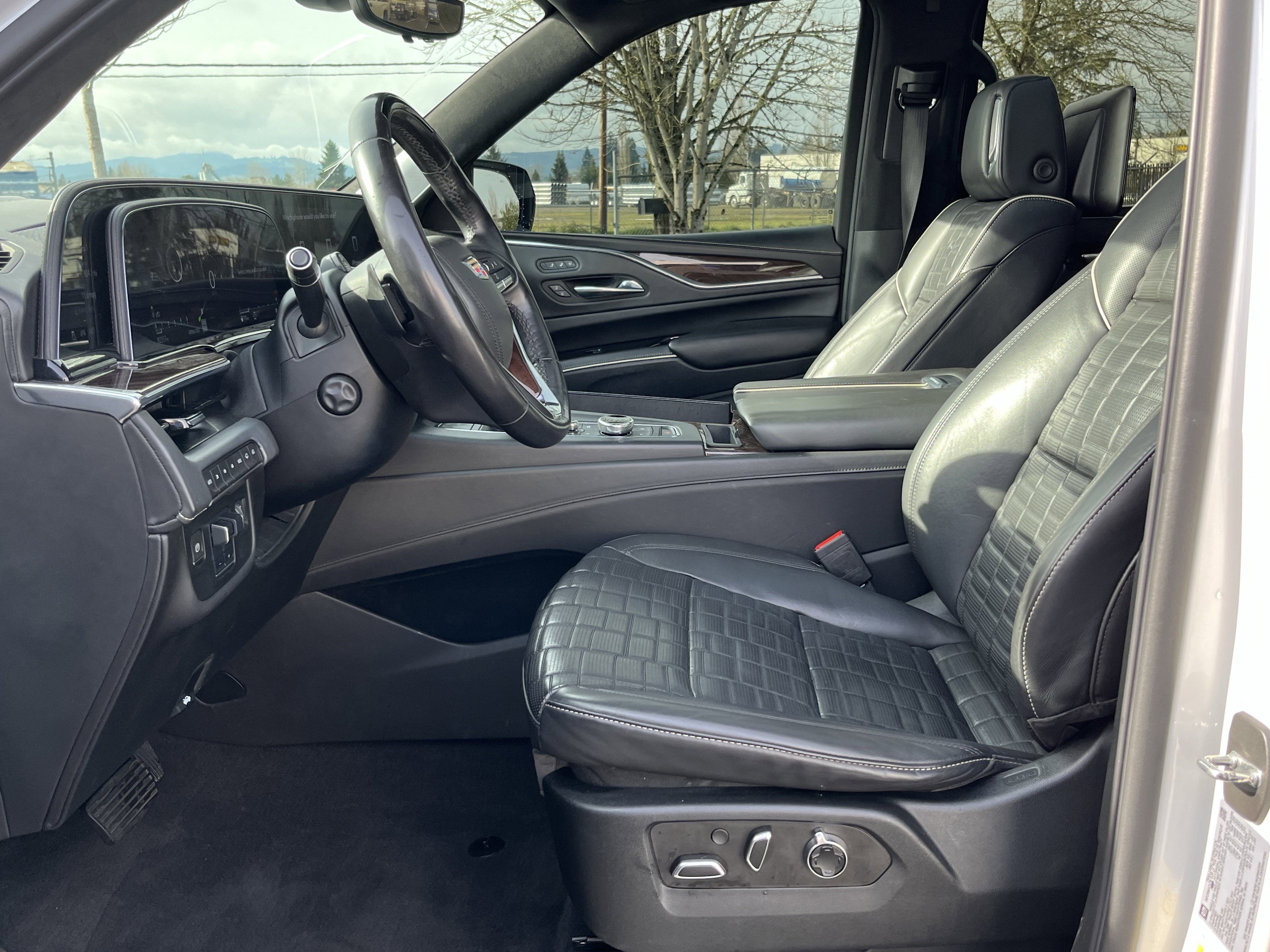 2022 Cadillac Escalade Sport Platinum