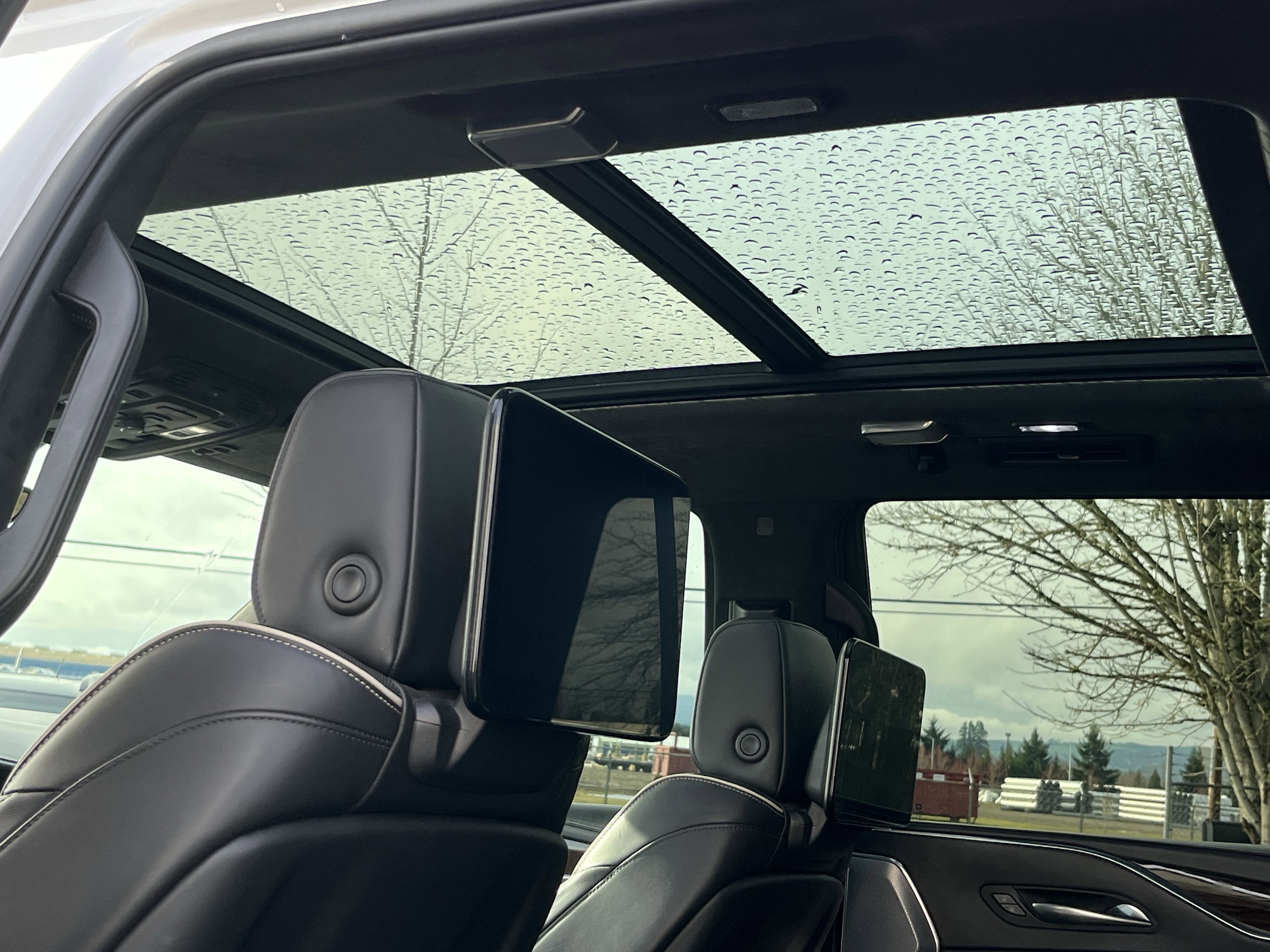 2022 Cadillac Escalade Sport Platinum