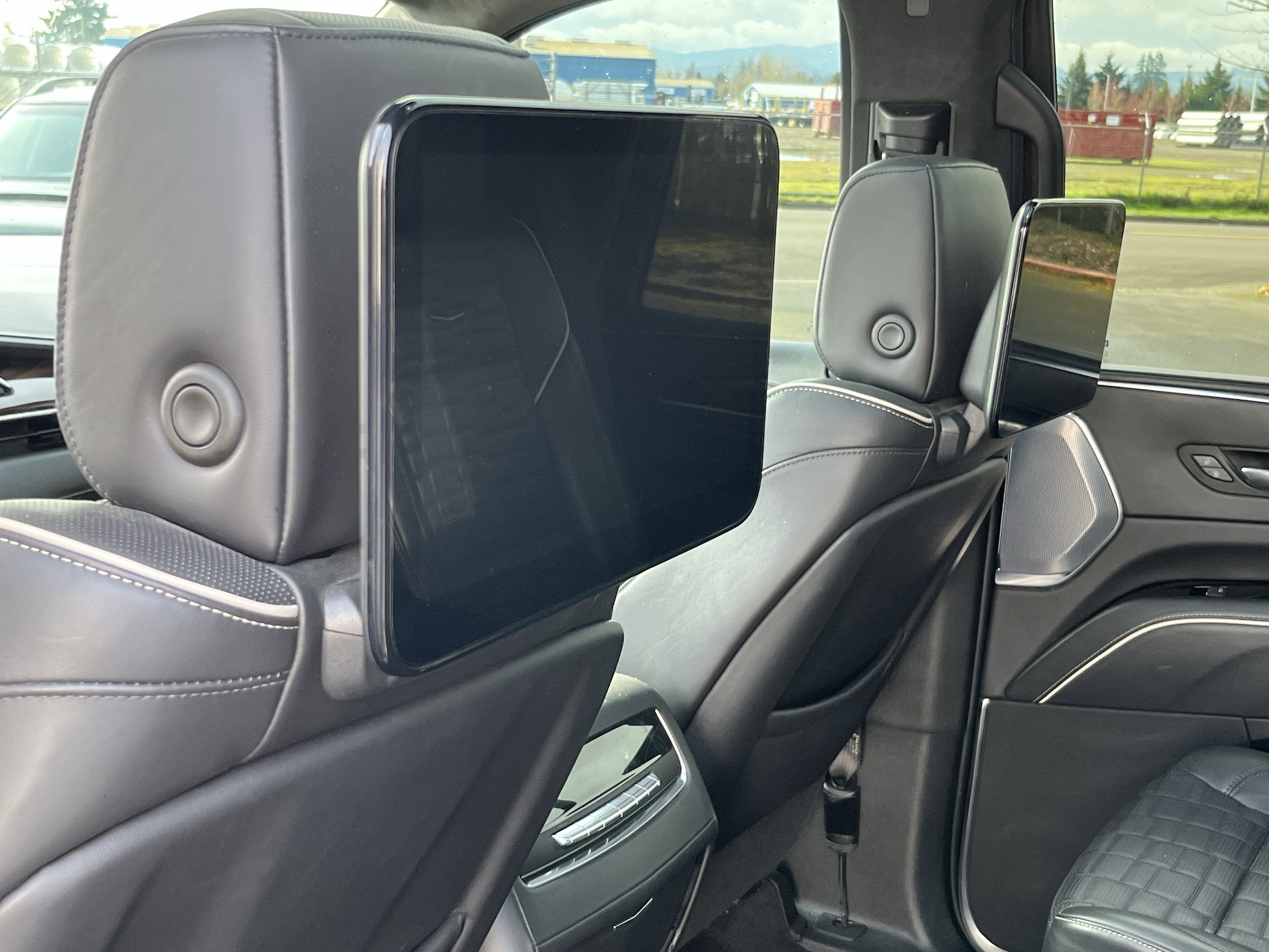 2022 Cadillac Escalade Sport Platinum