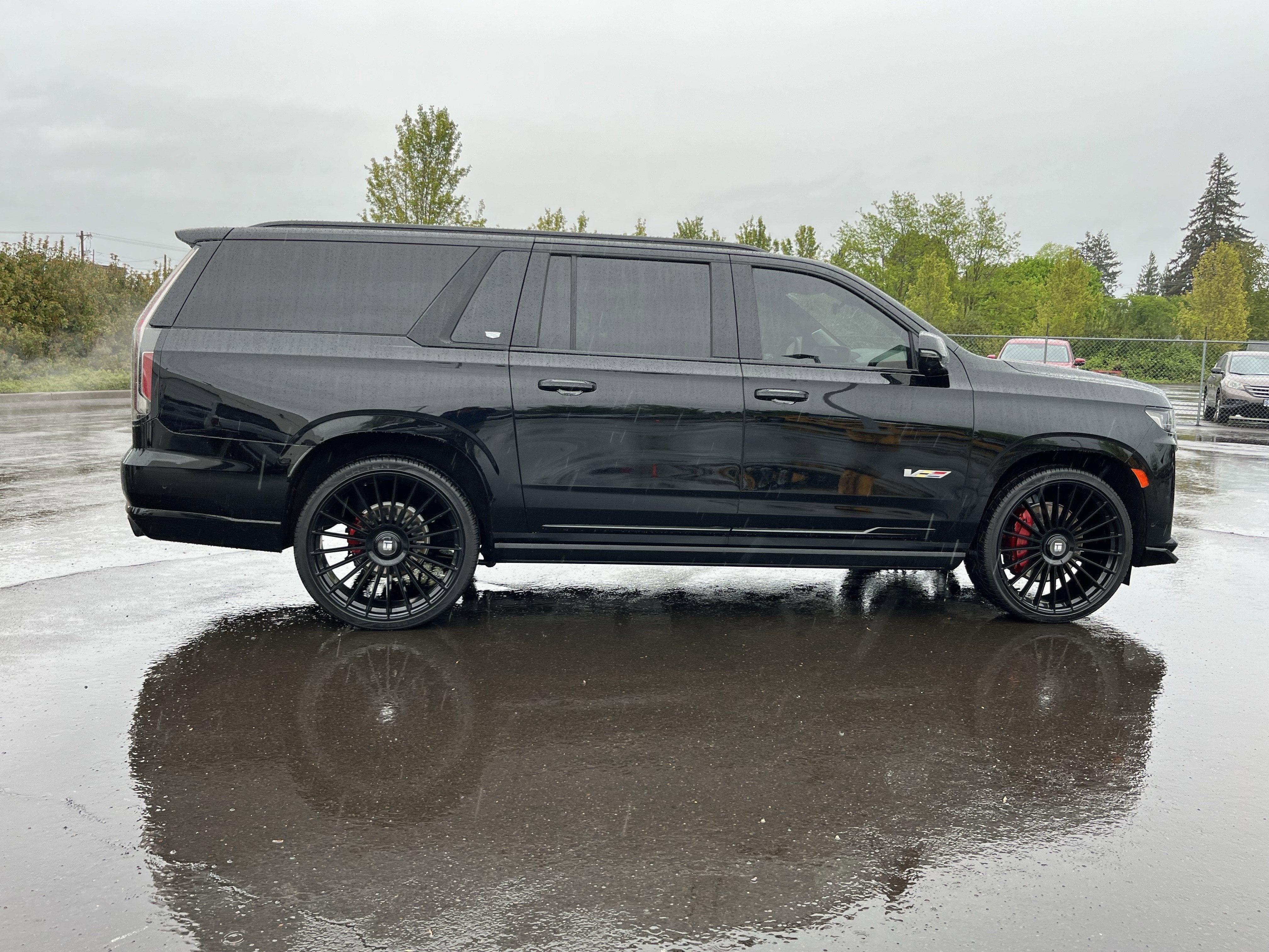 2023 Cadillac Escalade ESV AWD V-Series