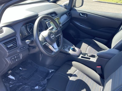 2025 Nissan LEAF S