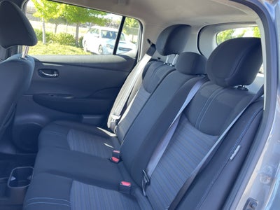 2025 Nissan LEAF S