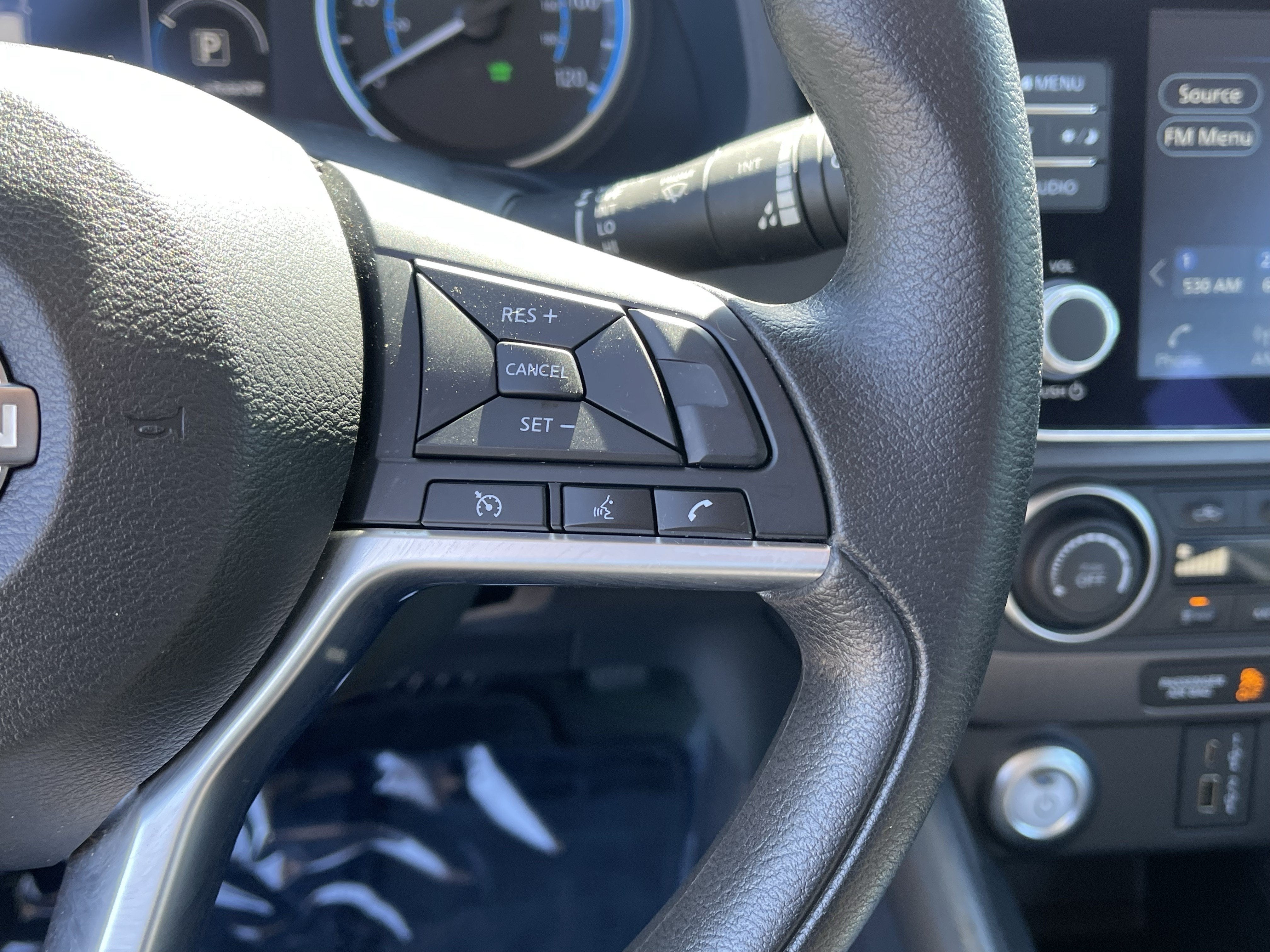 2025 Nissan LEAF S