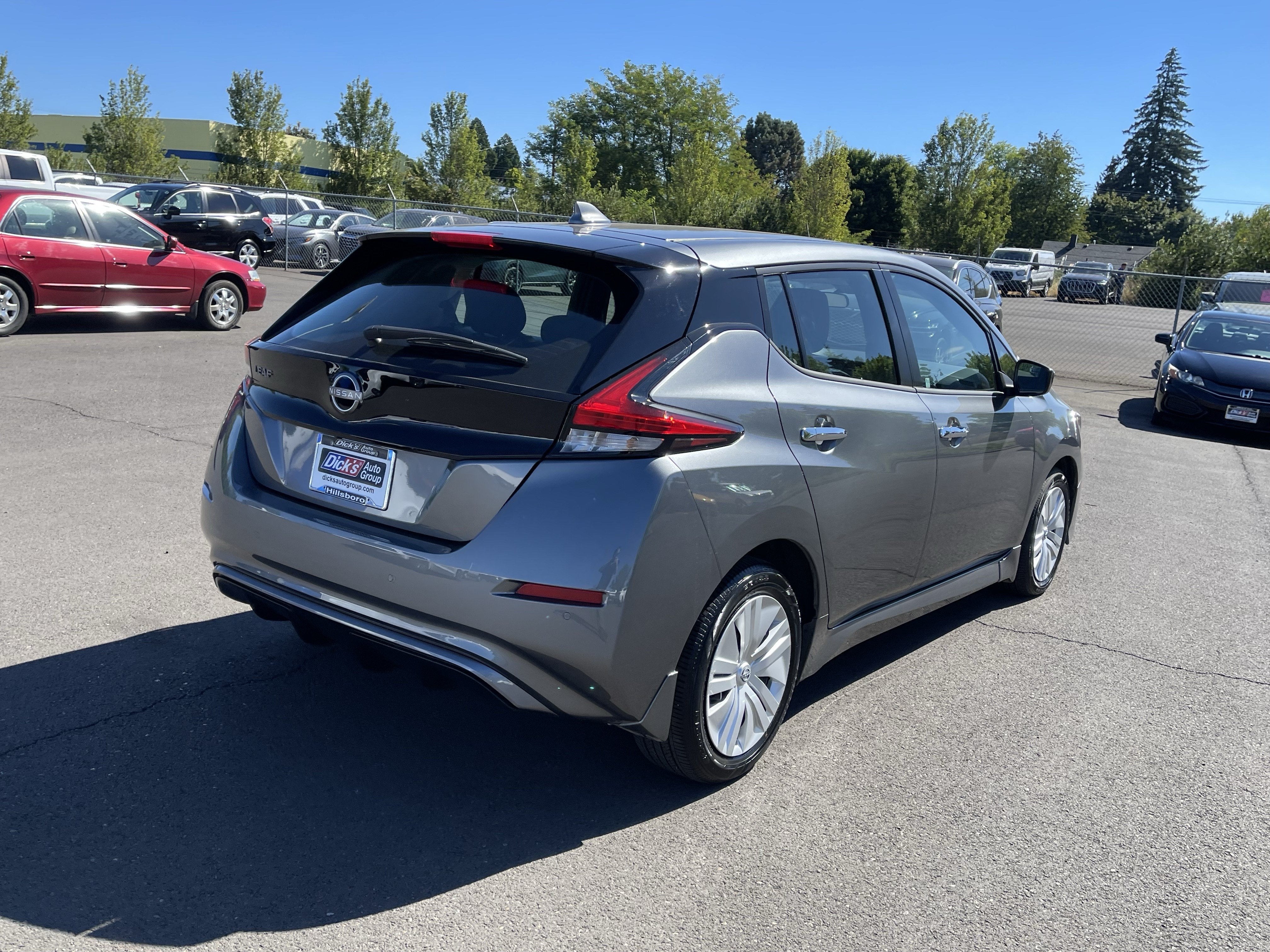 2025 Nissan LEAF S