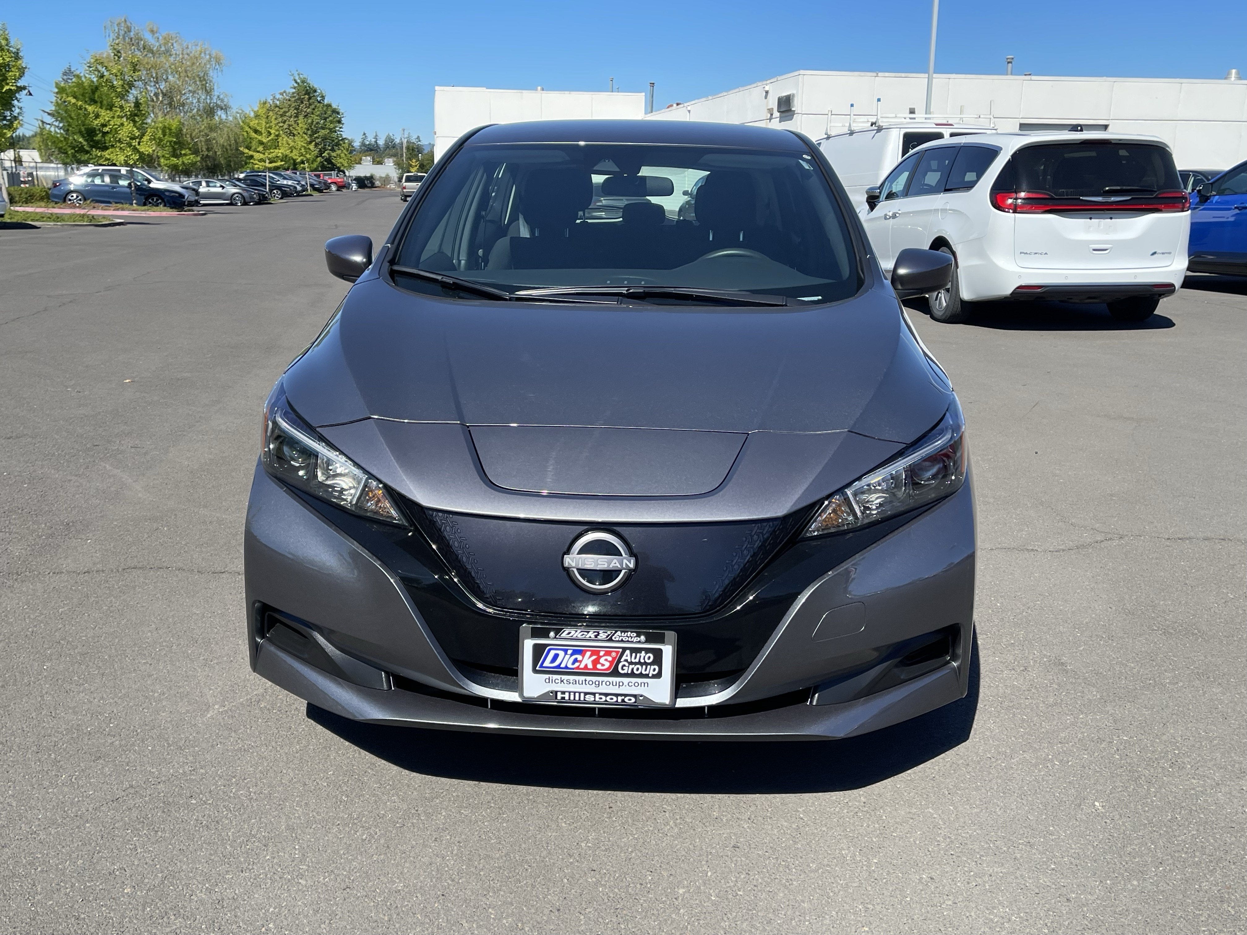 2025 Nissan LEAF S
