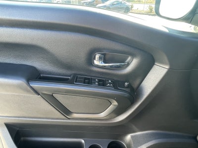 2018 Nissan Titan SV
