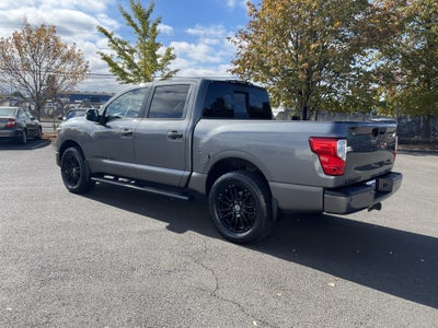 2018 Nissan Titan SV