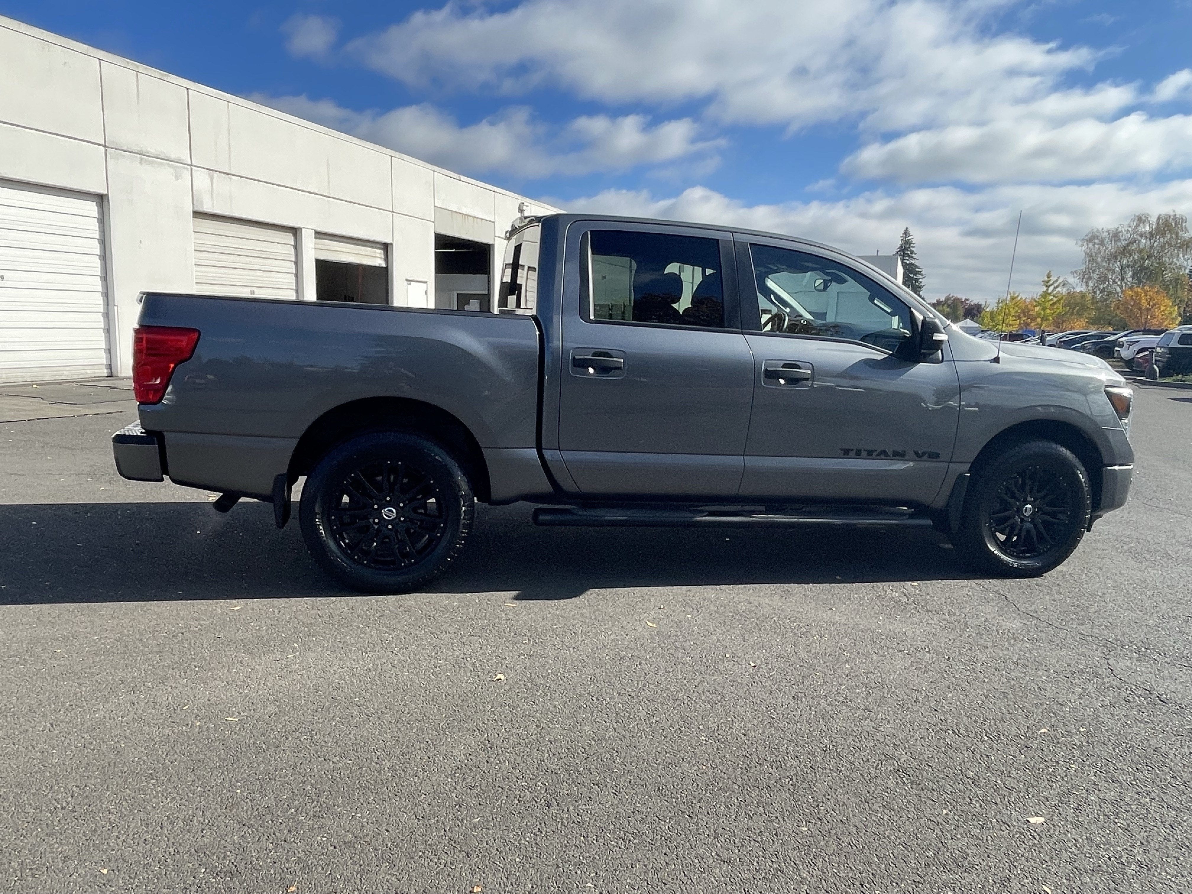 2018 Nissan Titan SV