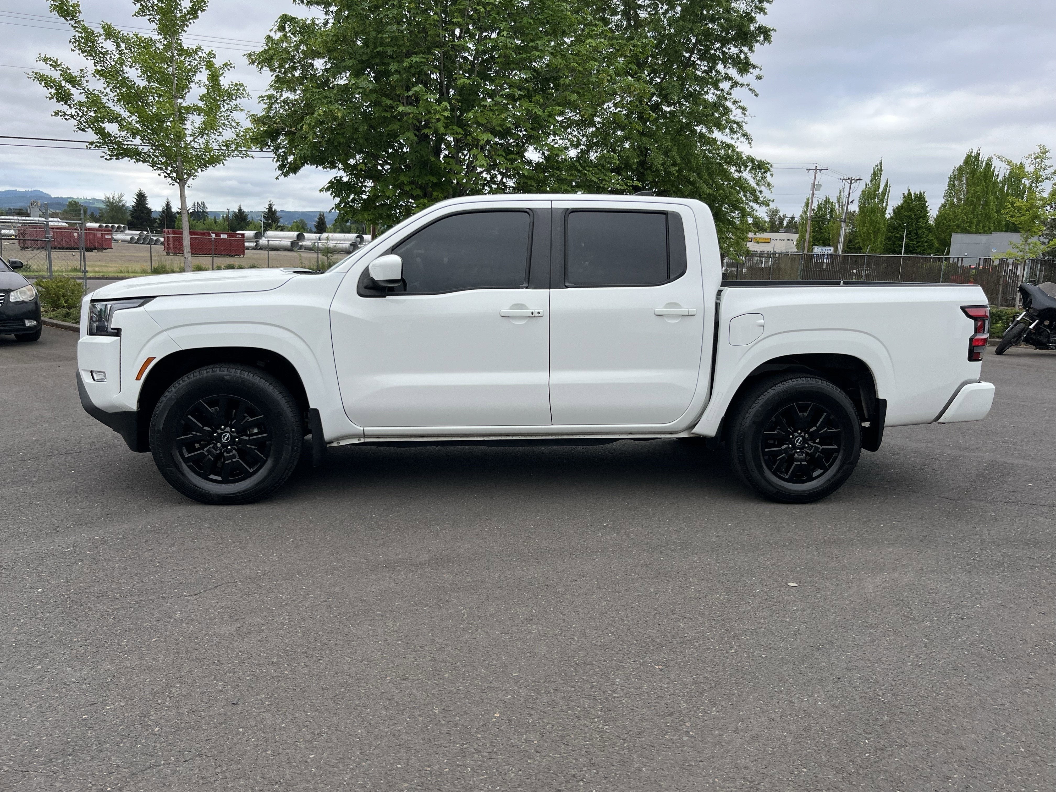 2023 Nissan Frontier SV