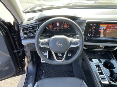 2024 Volkswagen Atlas 2.0T Peak Edition SE w/Technology