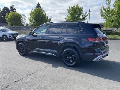 2024 Volkswagen Atlas 2.0T Peak Edition SE w/Technology