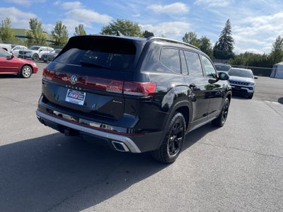 2024 Volkswagen Atlas 2.0T Peak Edition SE w/Technology