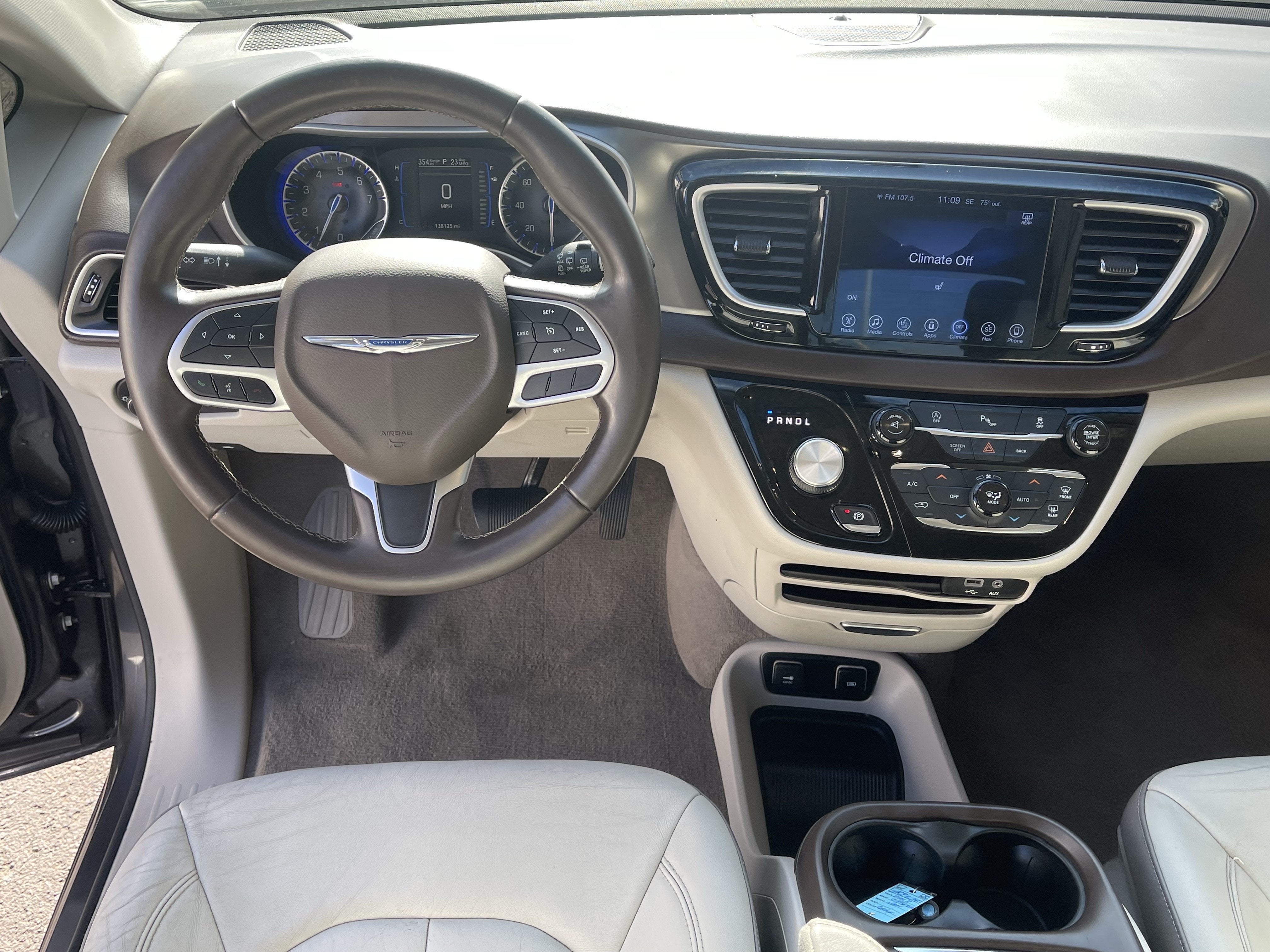 2017 Chrysler Pacifica Touring-L