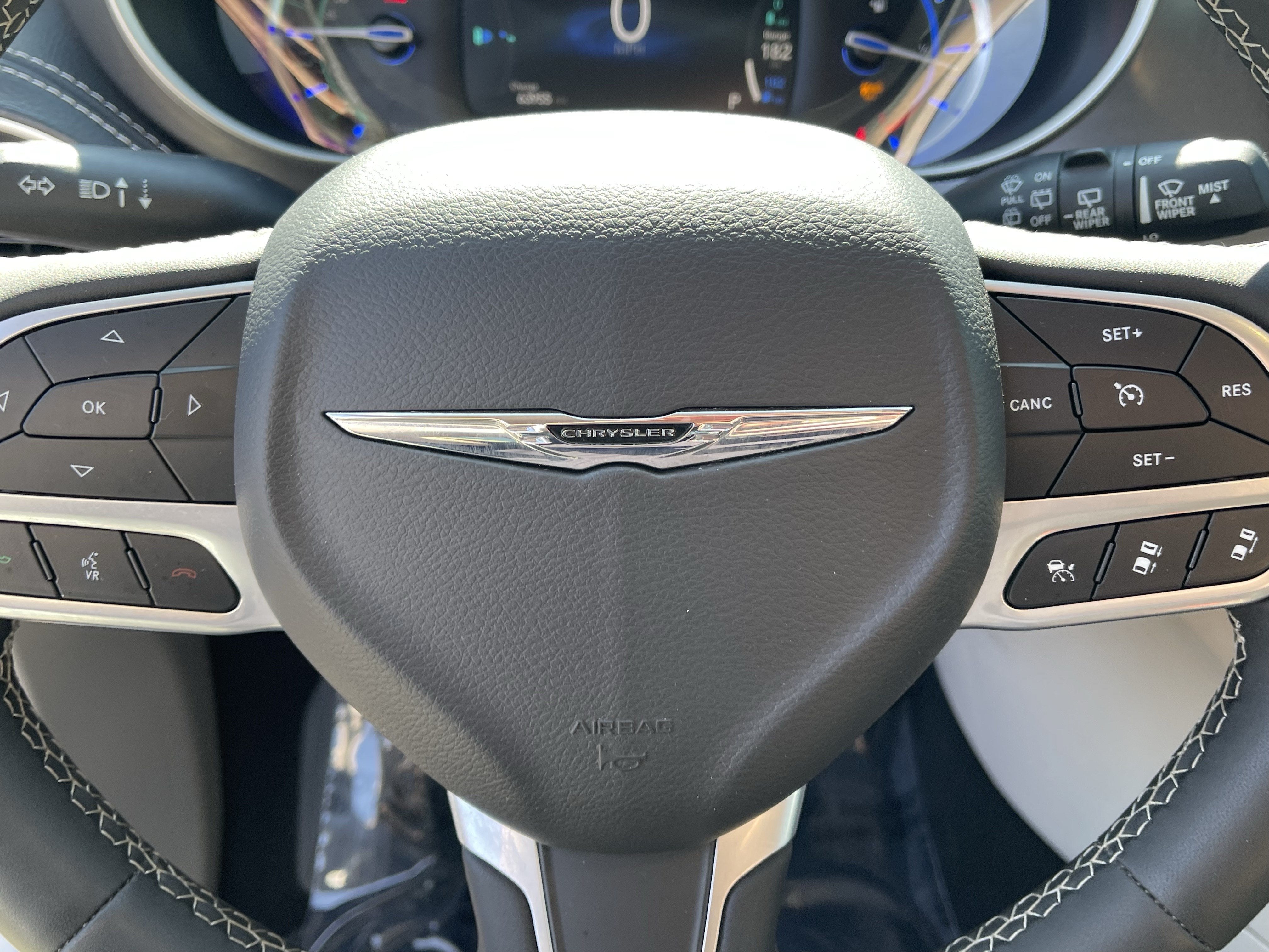 2024 Chrysler Pacifica Hybrid Select