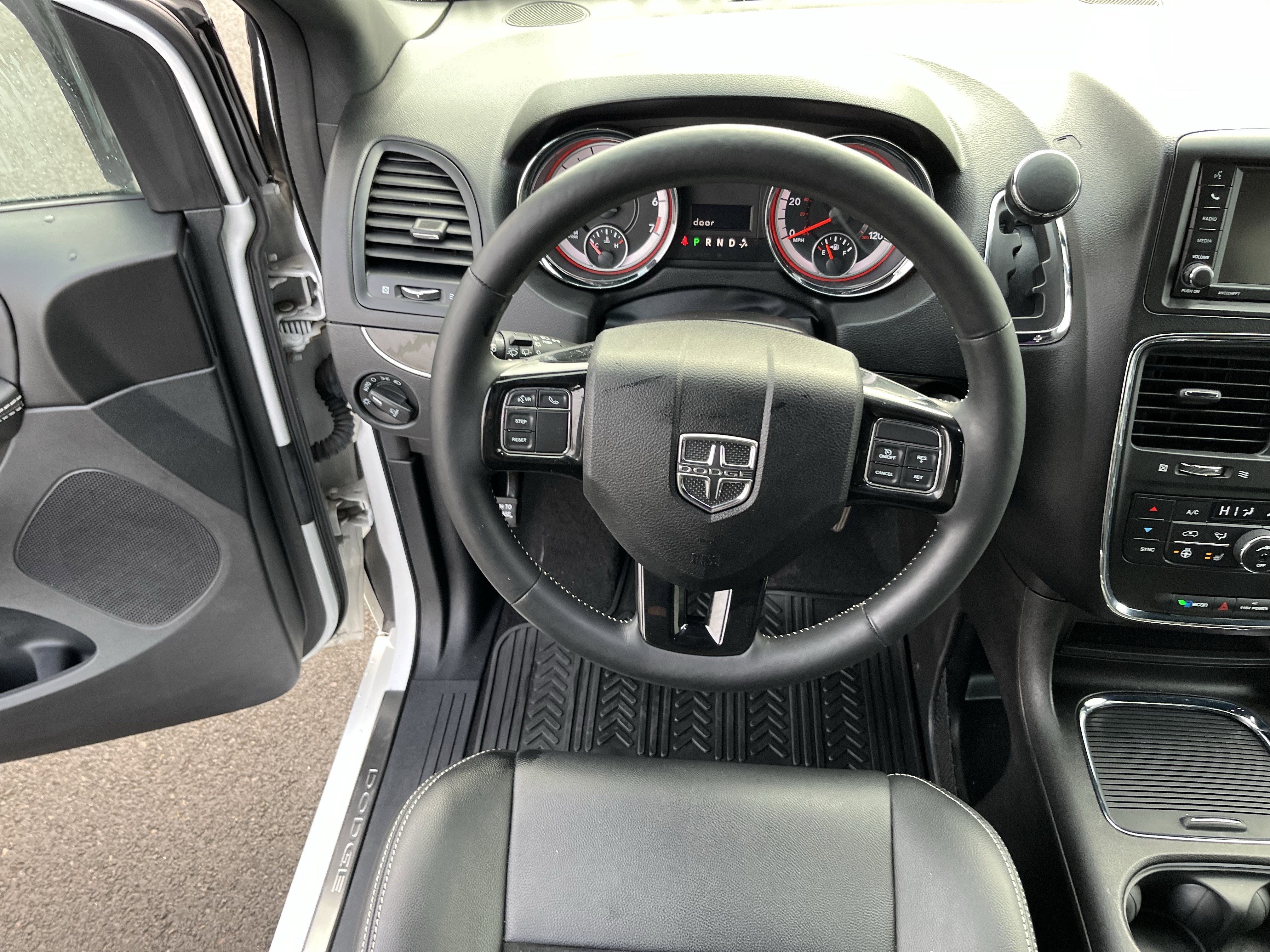 2015 Dodge Grand Caravan SXT Plus