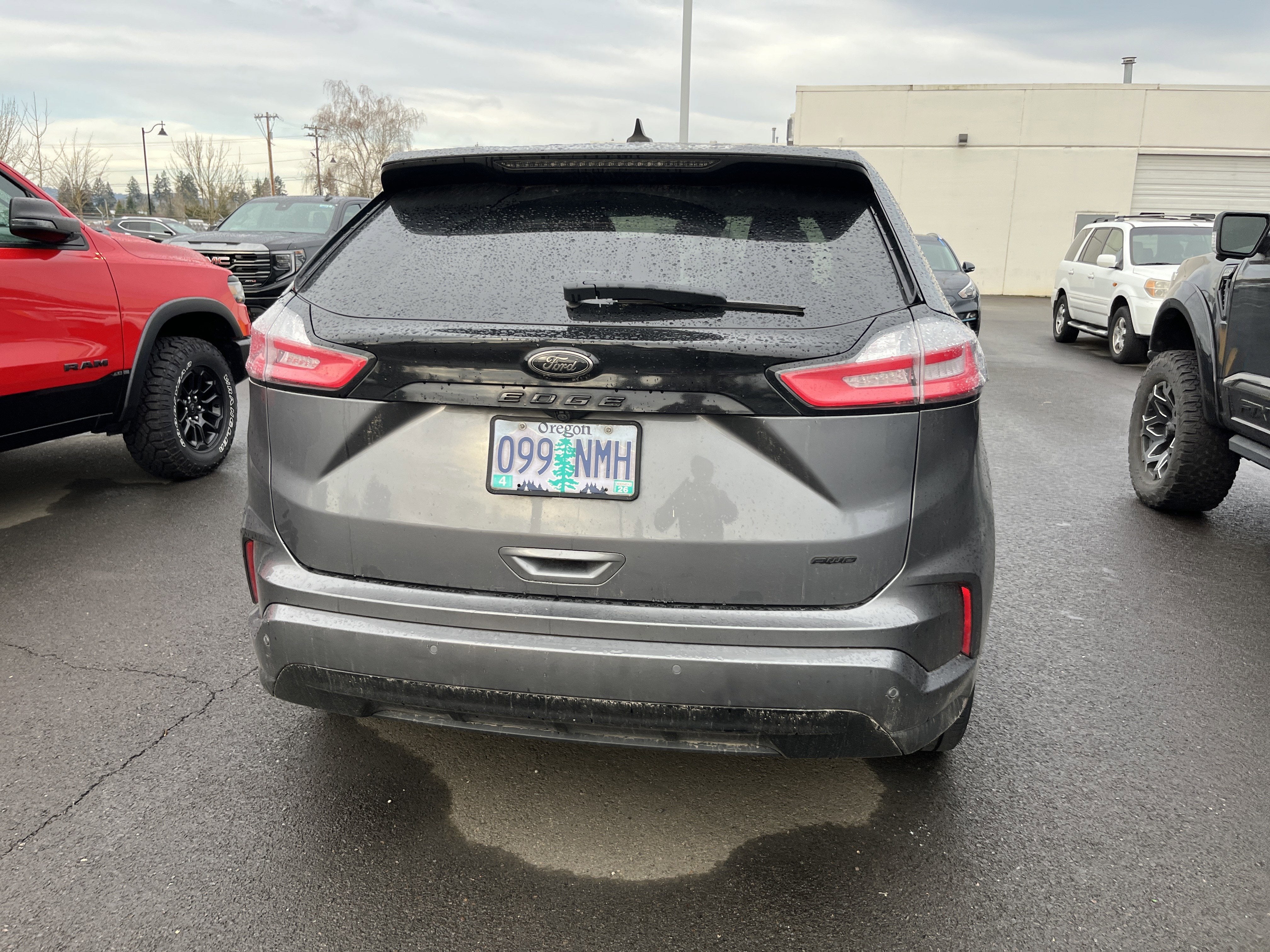 2022 Ford Edge SE