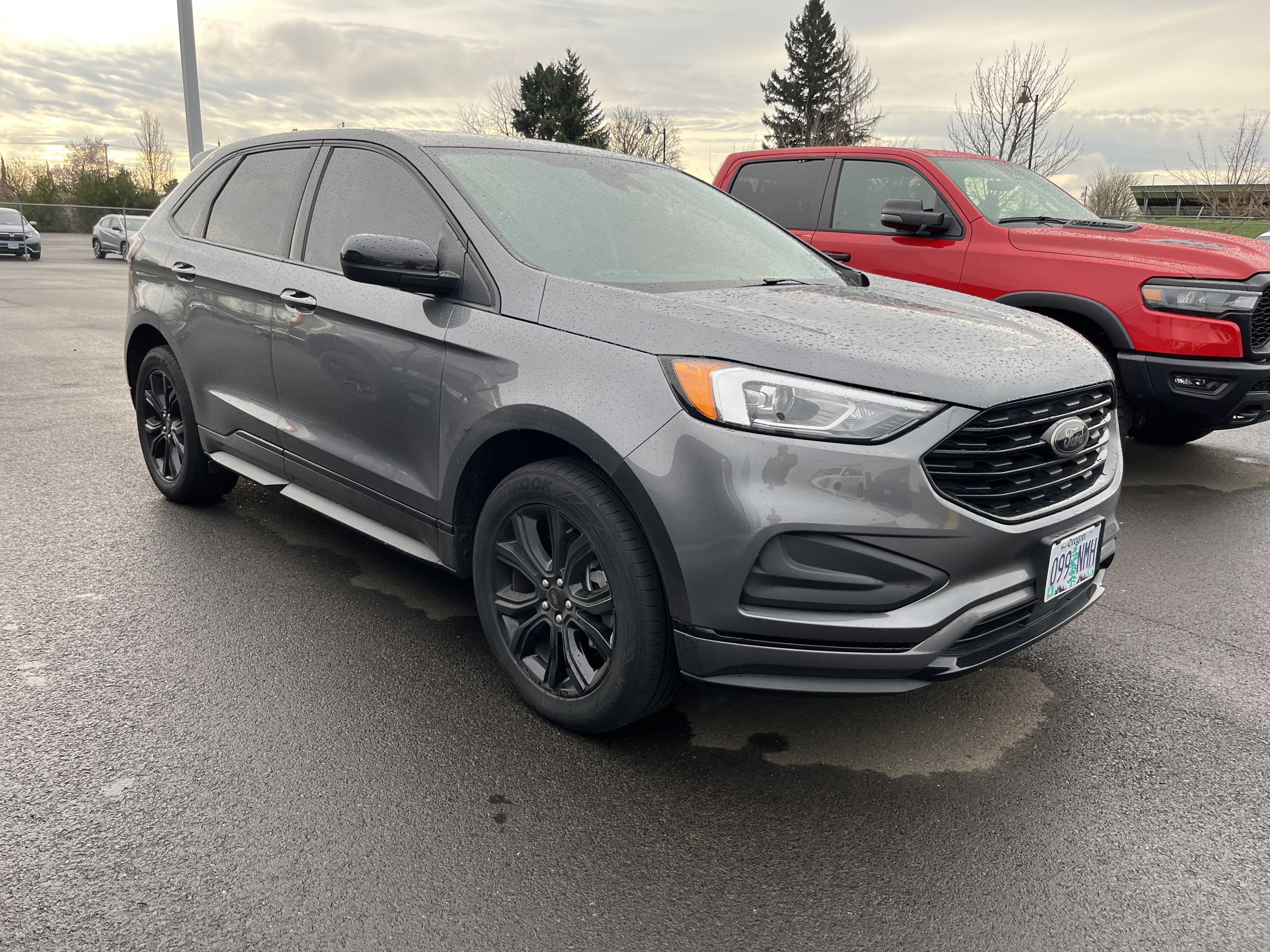 2022 Ford Edge SE