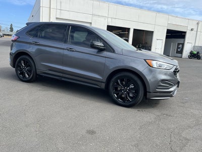 2022 Ford Edge SE