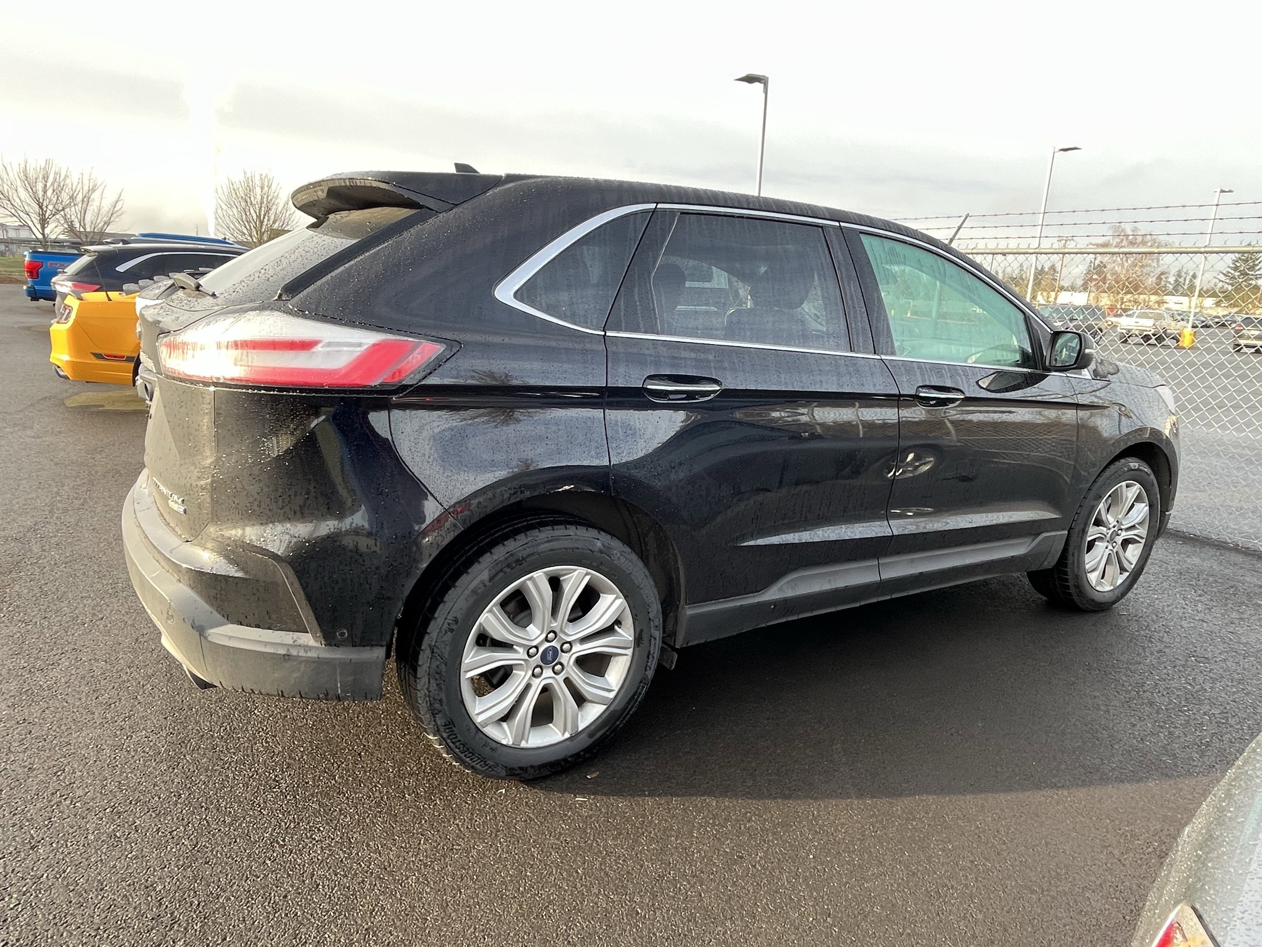 2020 Ford Edge Titanium