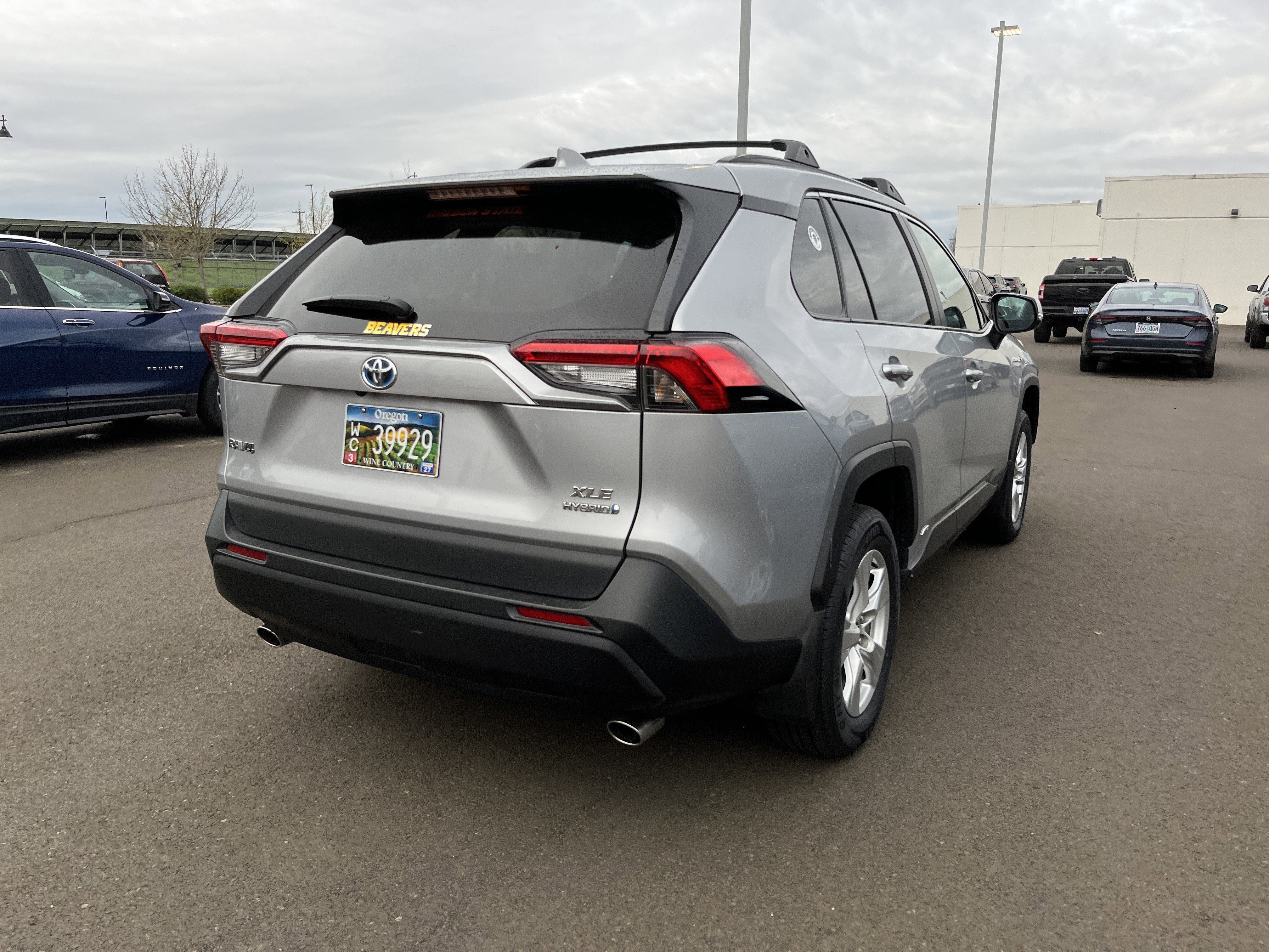 2021 Toyota RAV4 Hybrid XLE