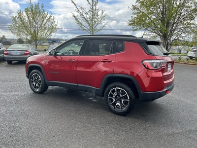2025 Jeep Compass Trailhawk