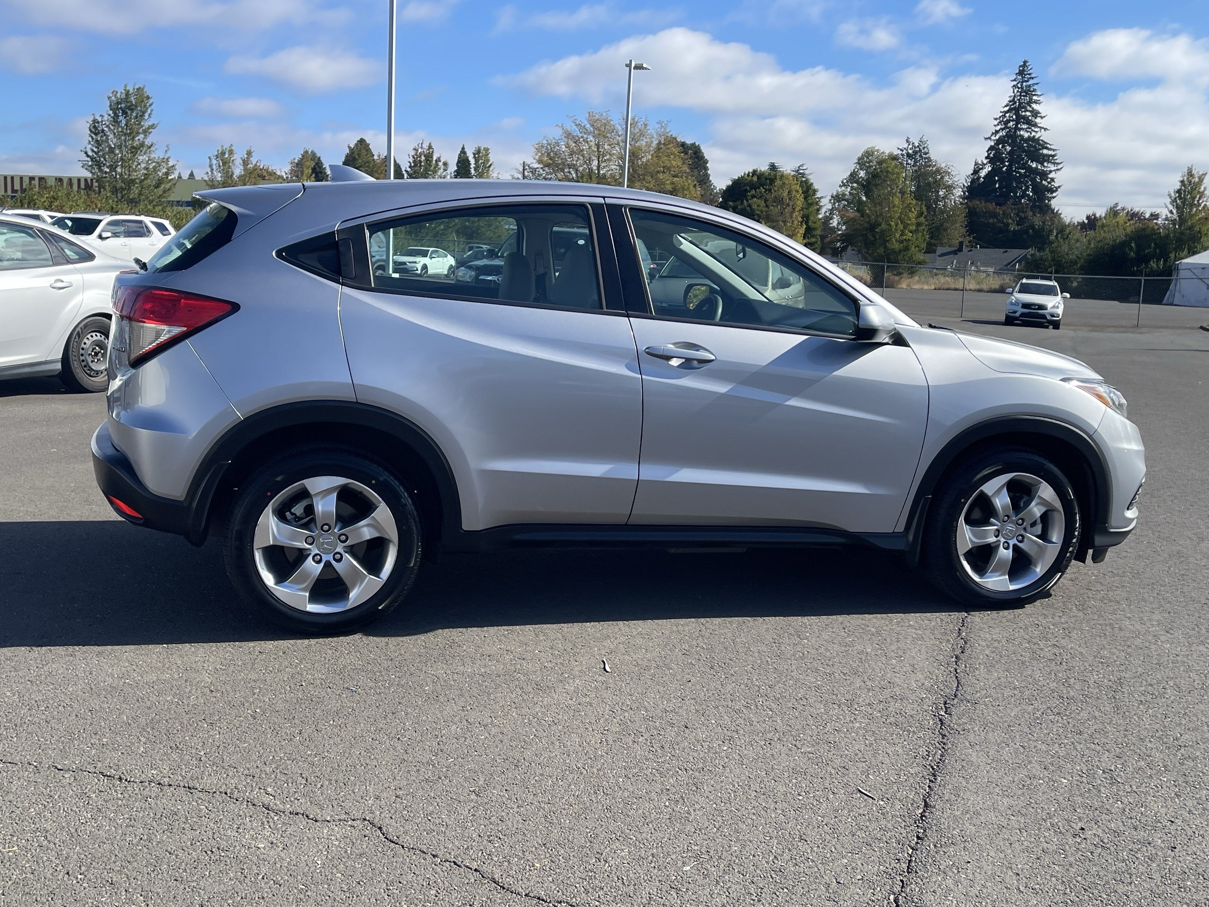 2022 Honda HR-V LX
