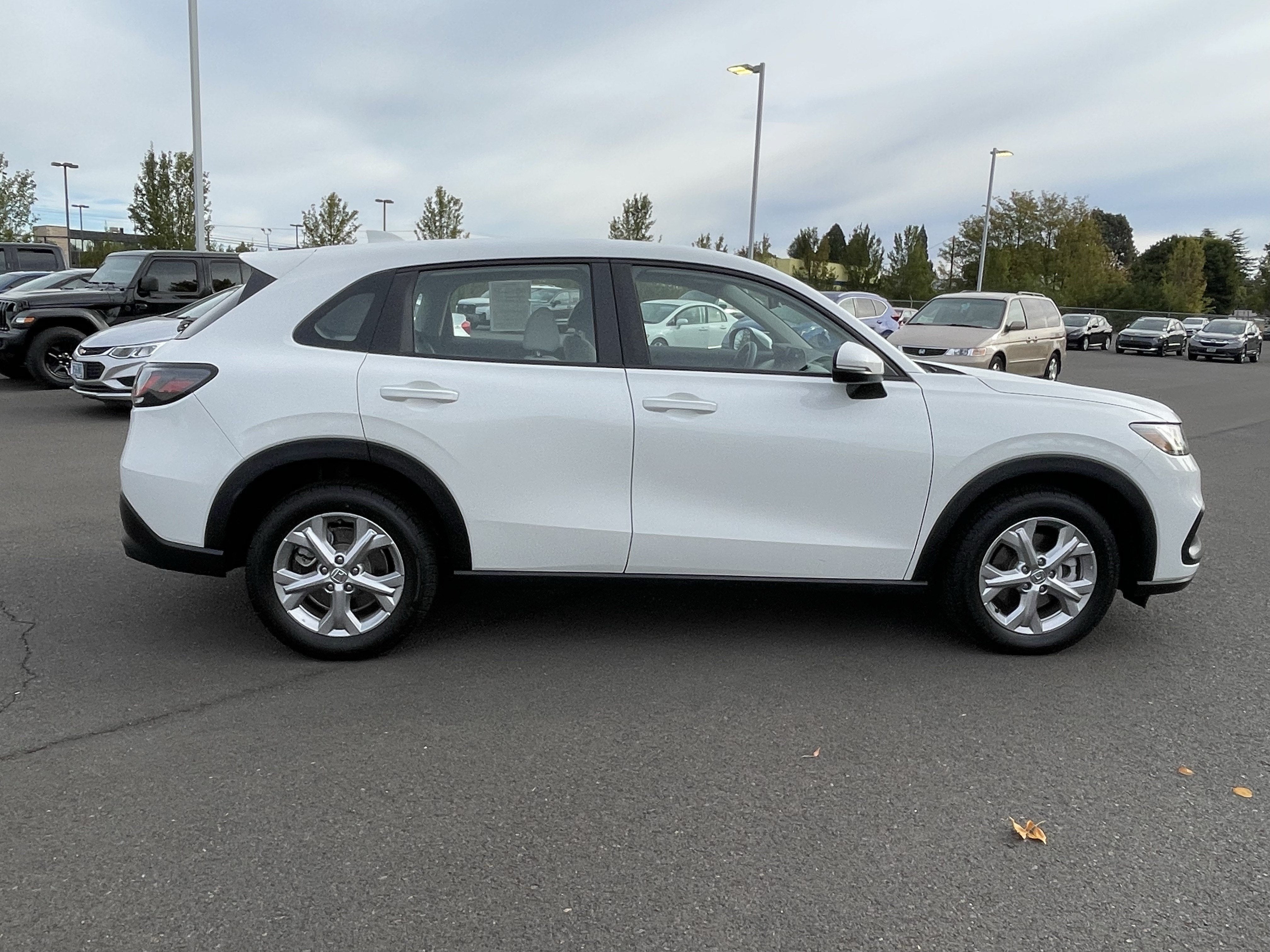 2023 Honda HR-V LX