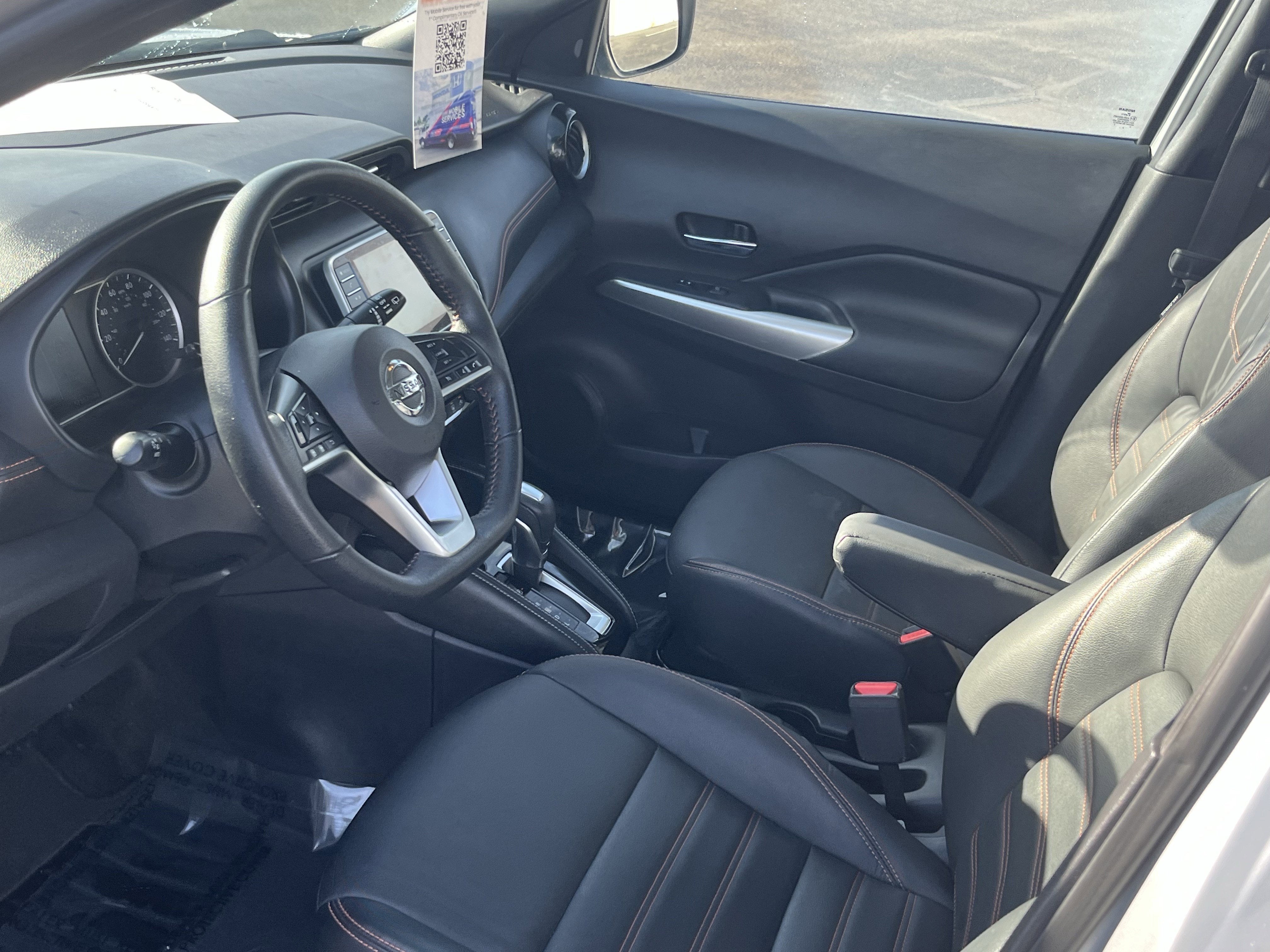 2020 Nissan Kicks SR