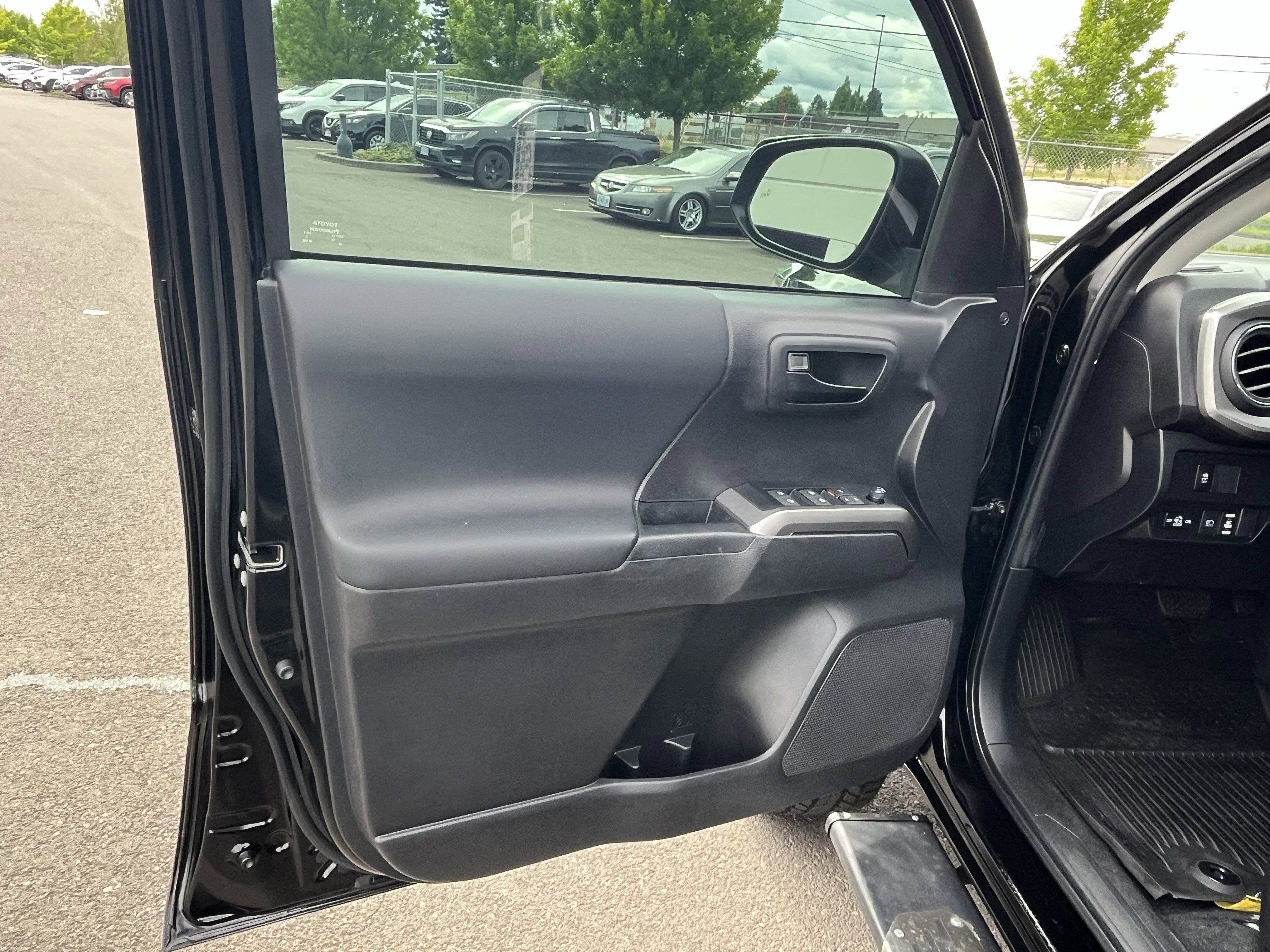 2023 Toyota Tacoma SR