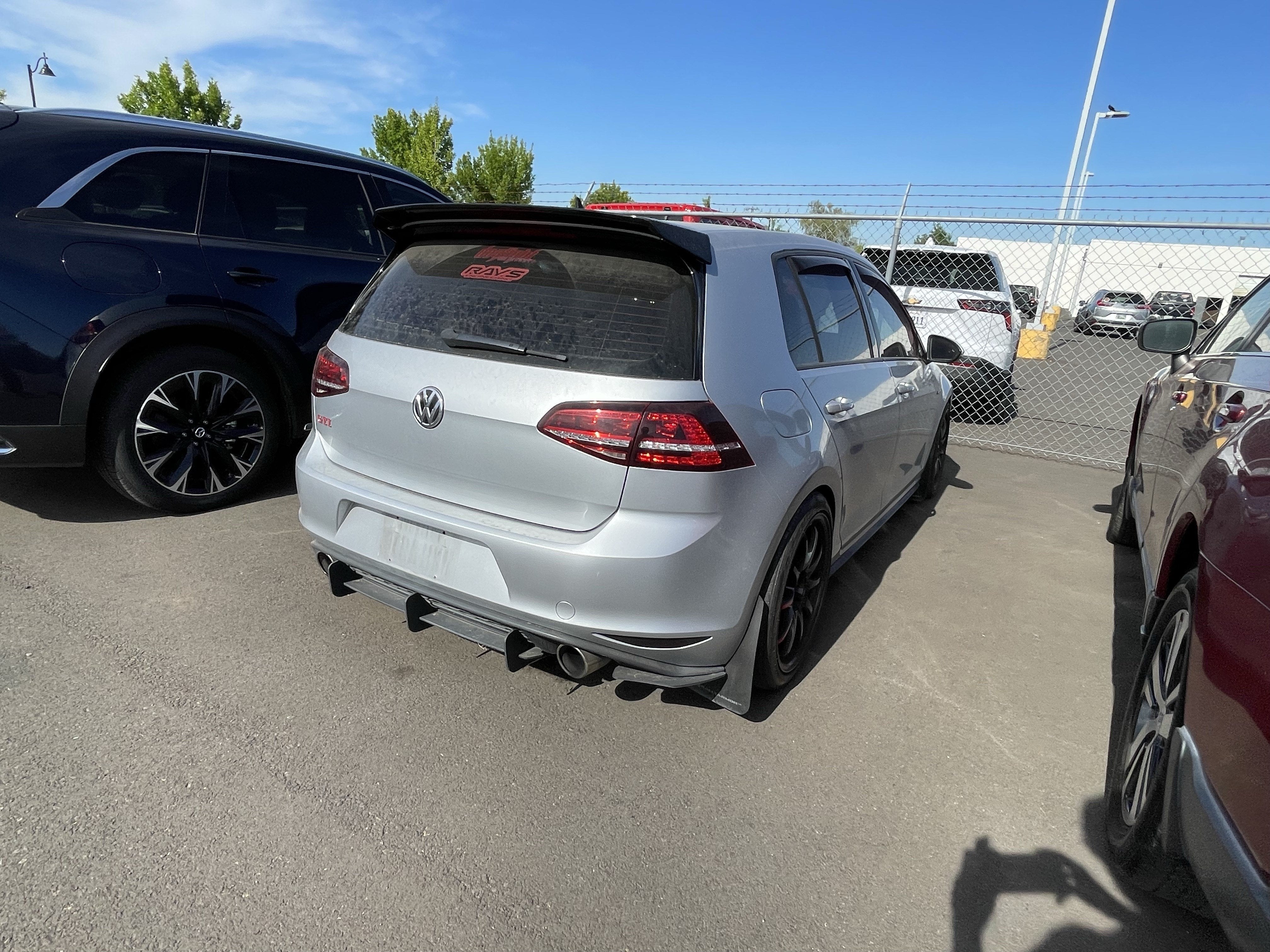 2017 Volkswagen Golf GTI S