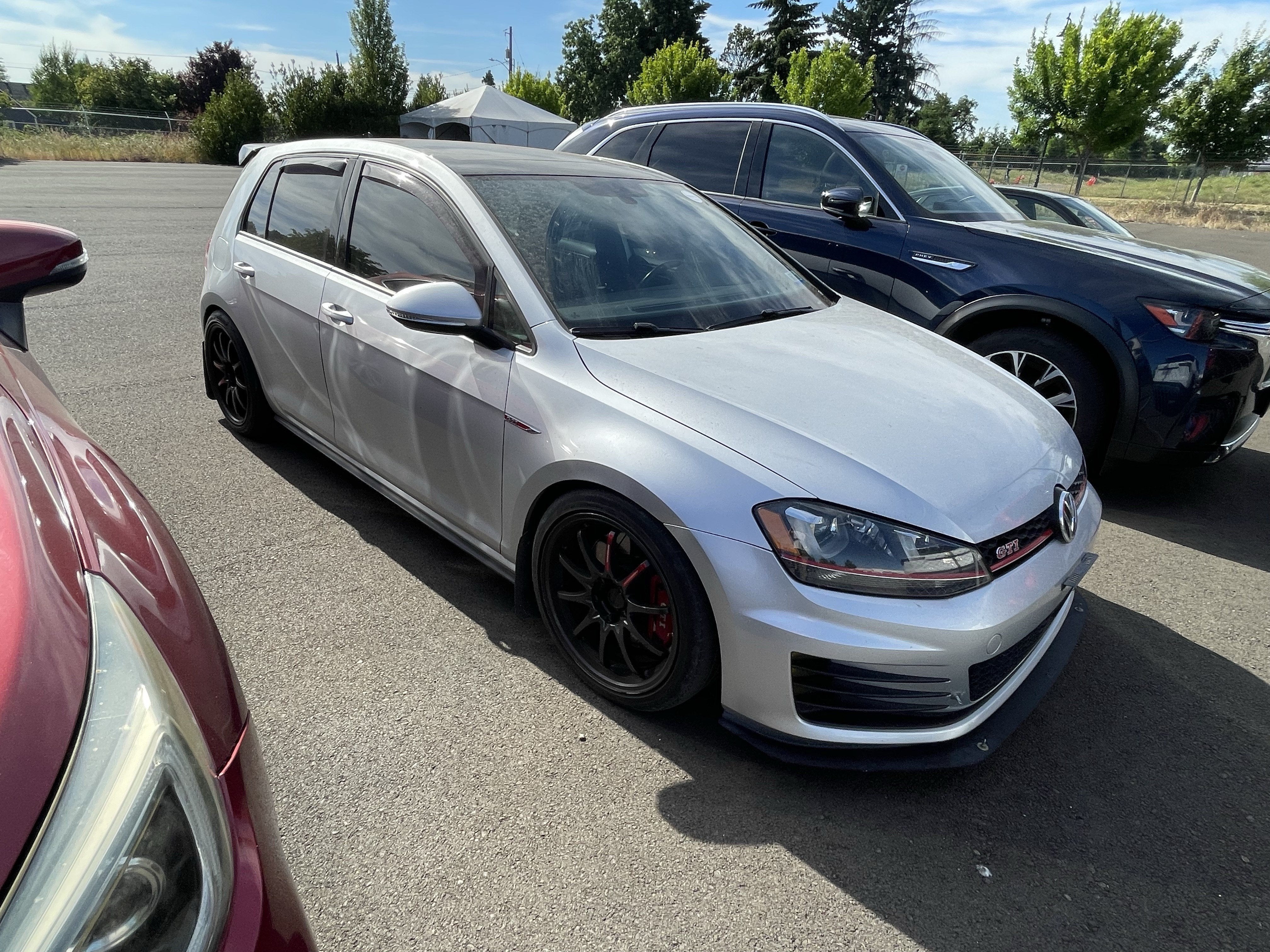 2017 Volkswagen Golf GTI S
