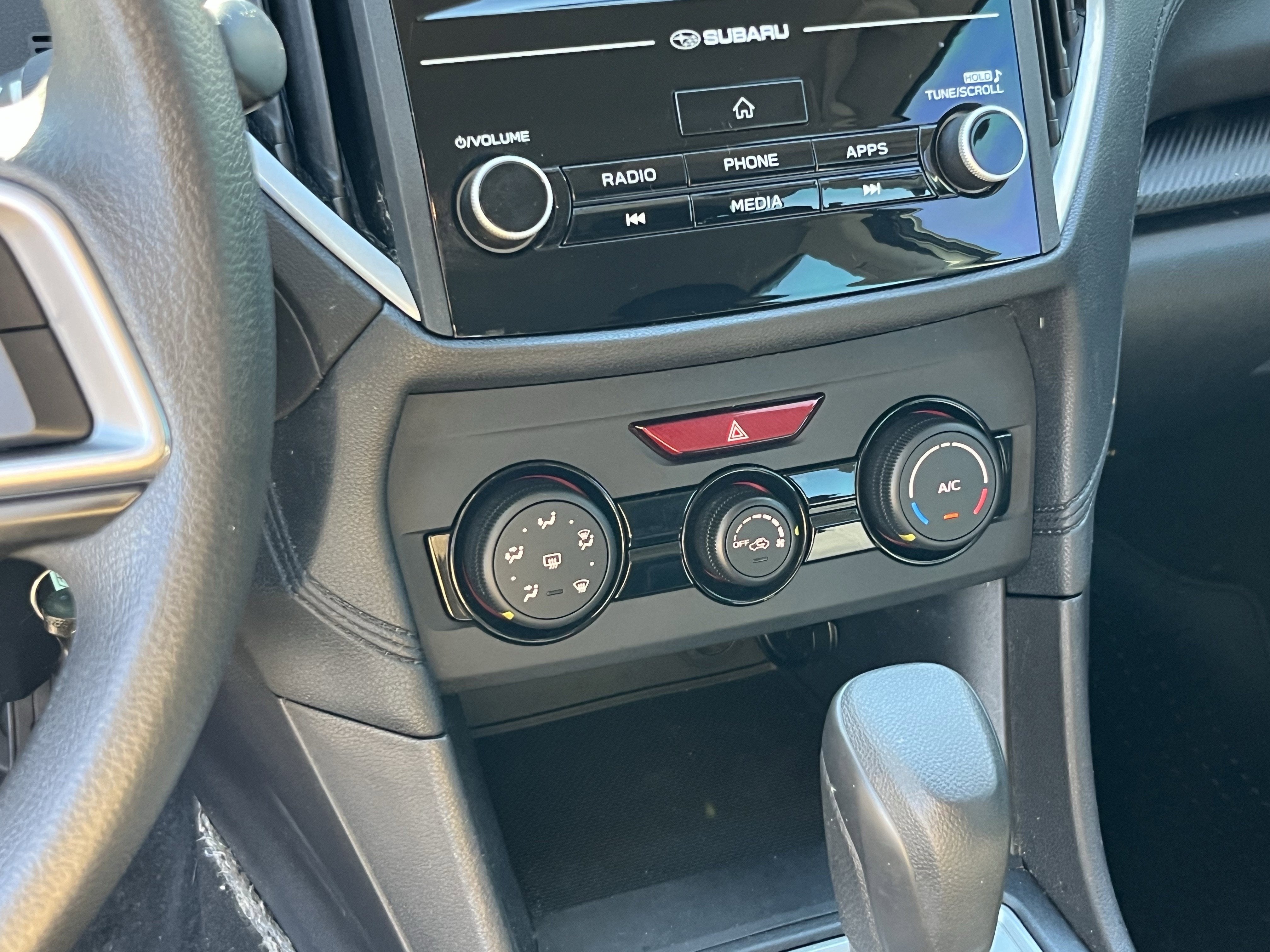 2017 Subaru Impreza 2.0i