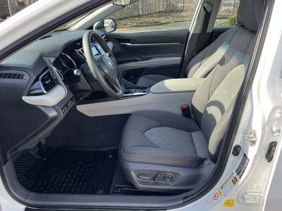 2019 Toyota Camry Hybrid LE