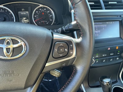 2016 Toyota Camry XLE