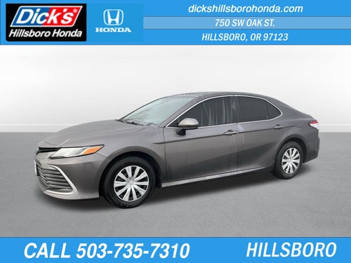 2022 Toyota Camry Hybrid LE