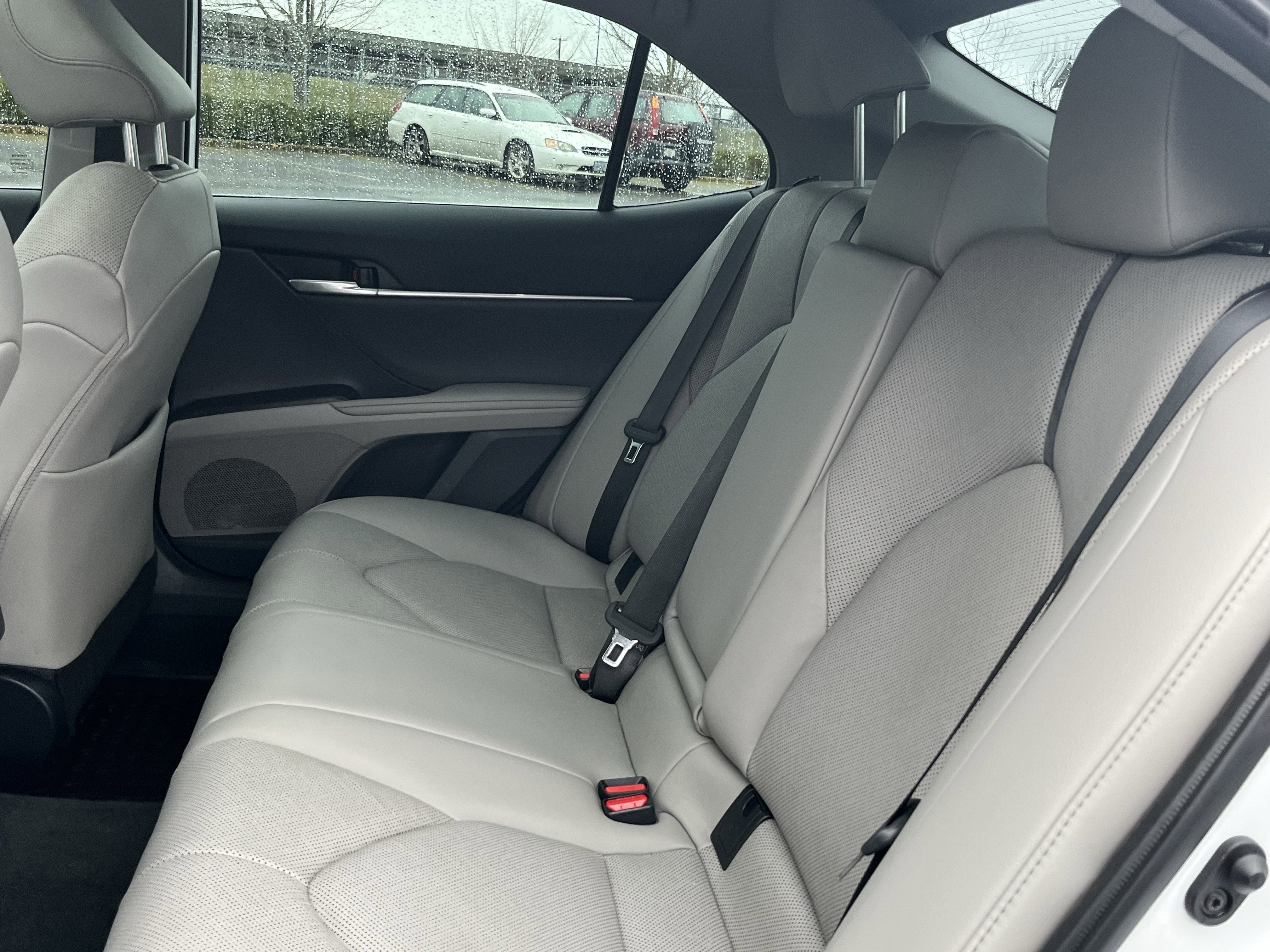 2023 Toyota Camry Hybrid XLE