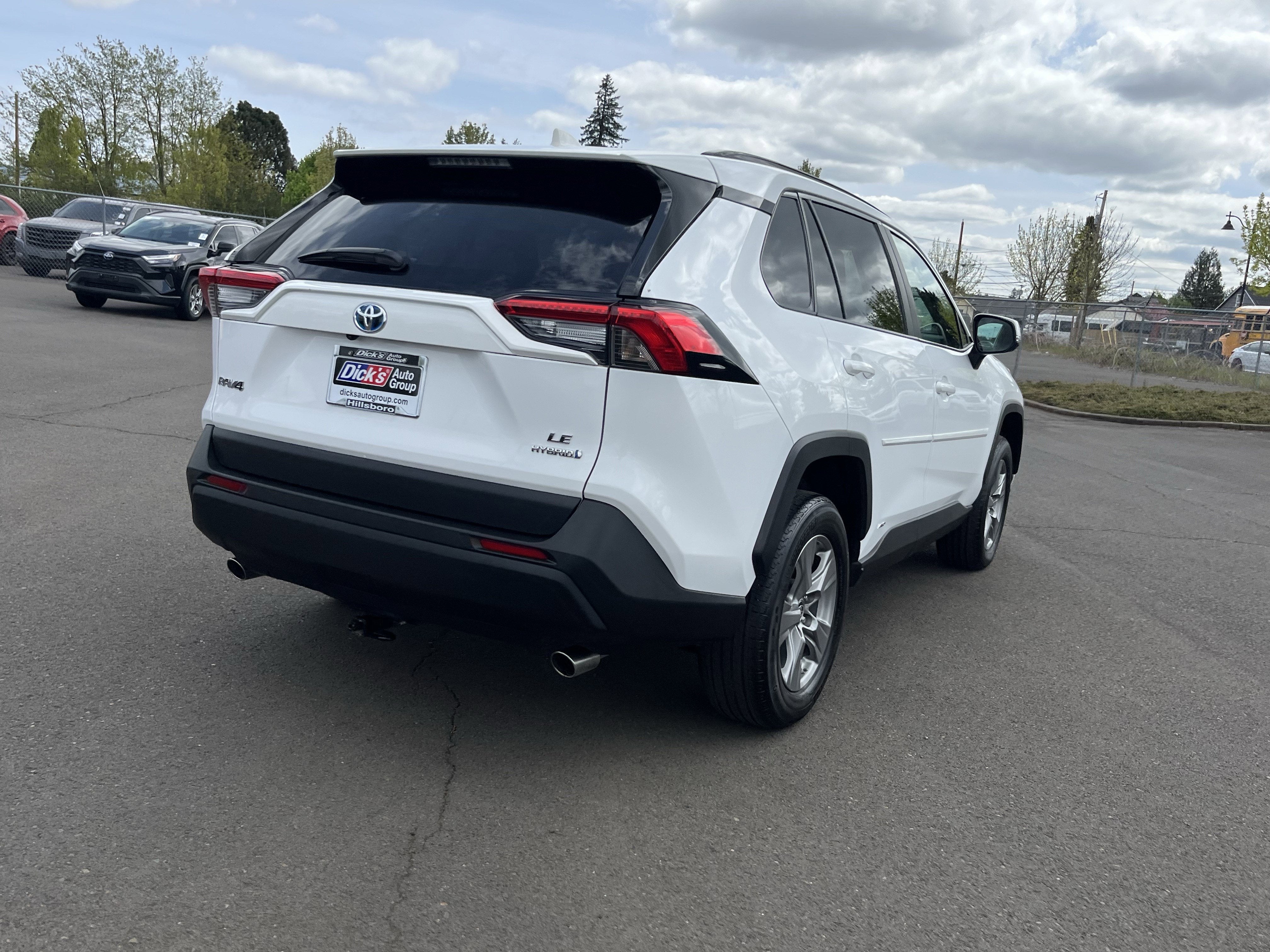 2024 Toyota RAV4 Hybrid LE
