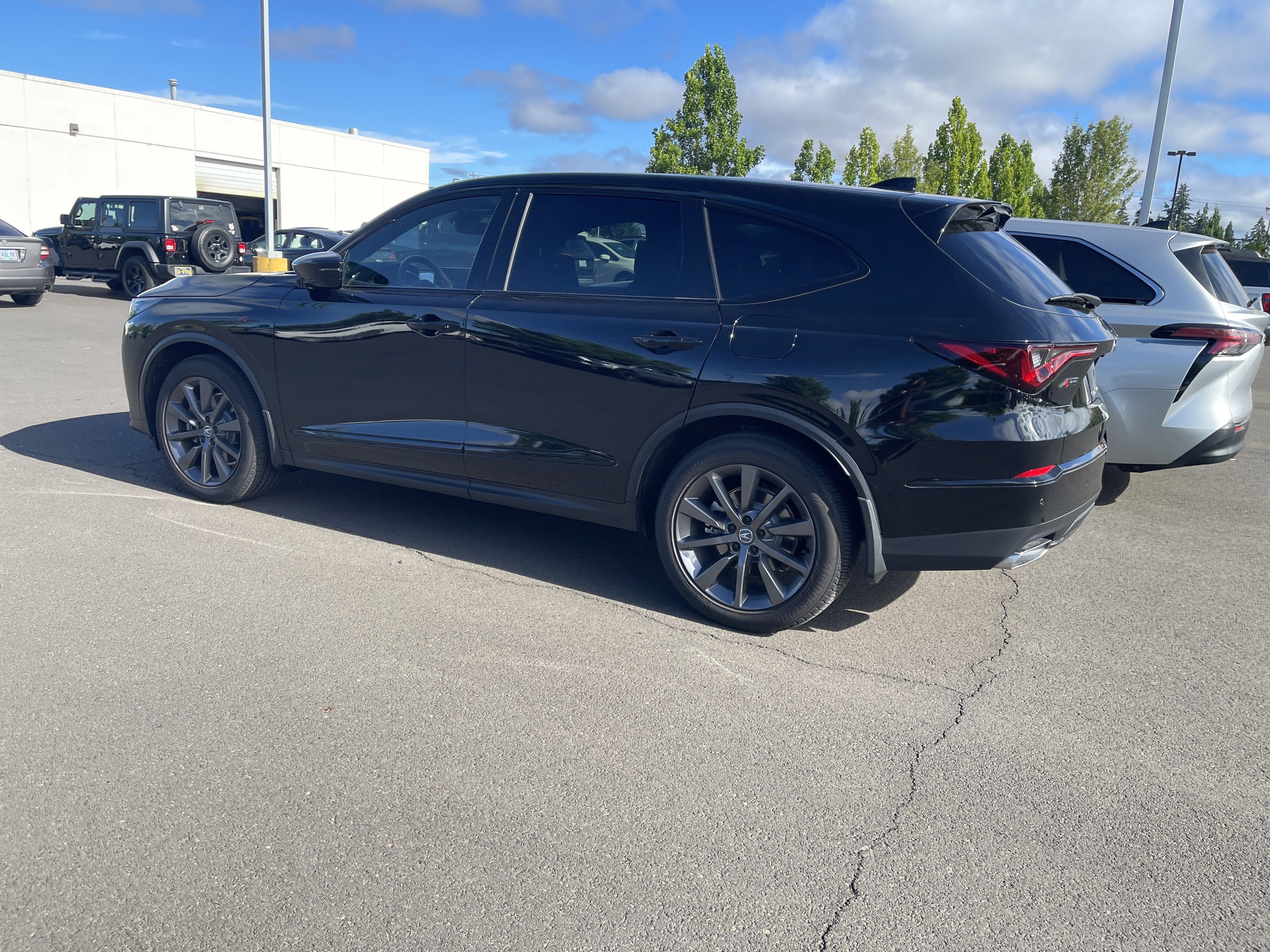2025 Acura MDX w/A-Spec Package
