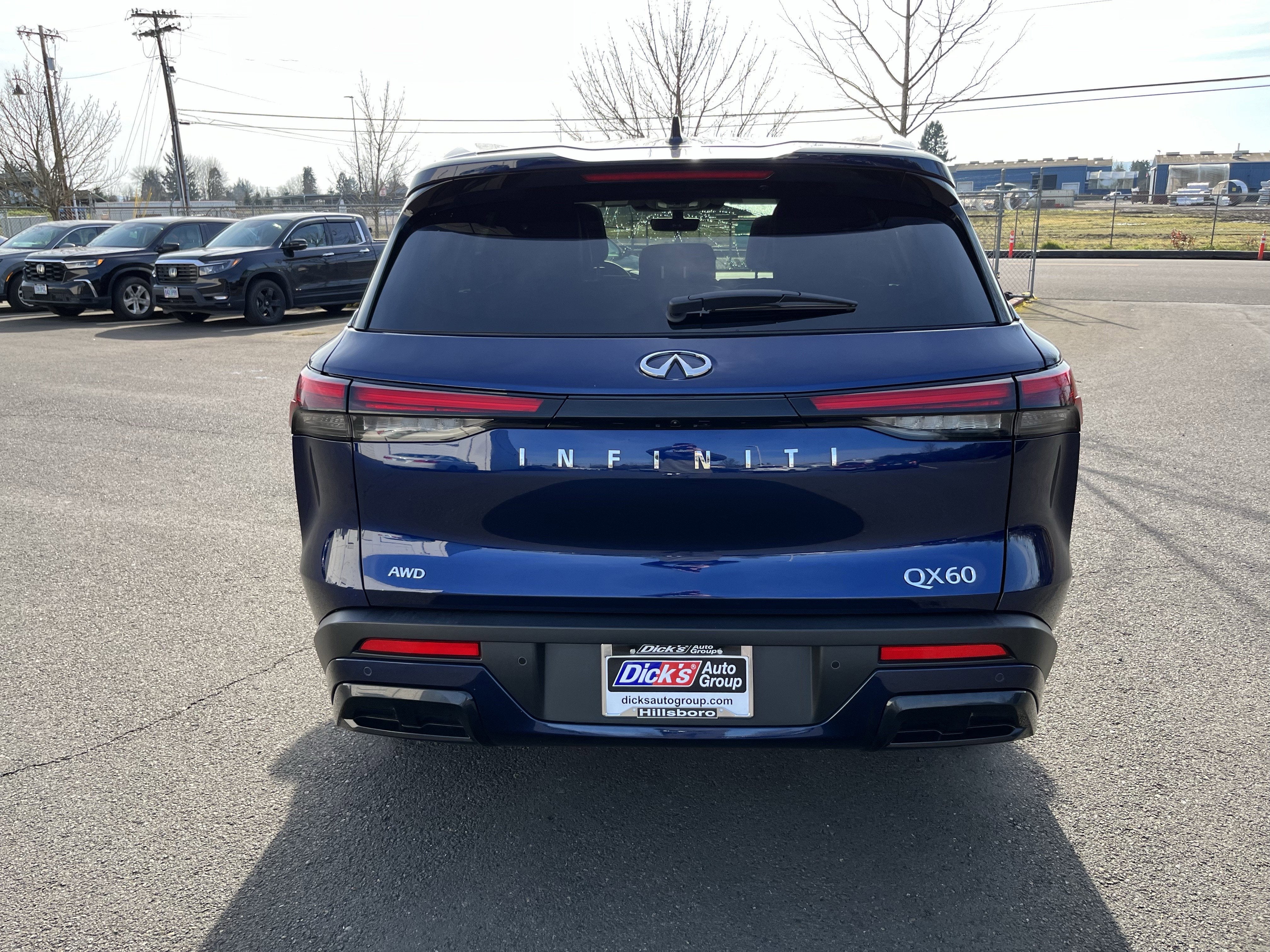2025 INFINITI QX60 LUXE