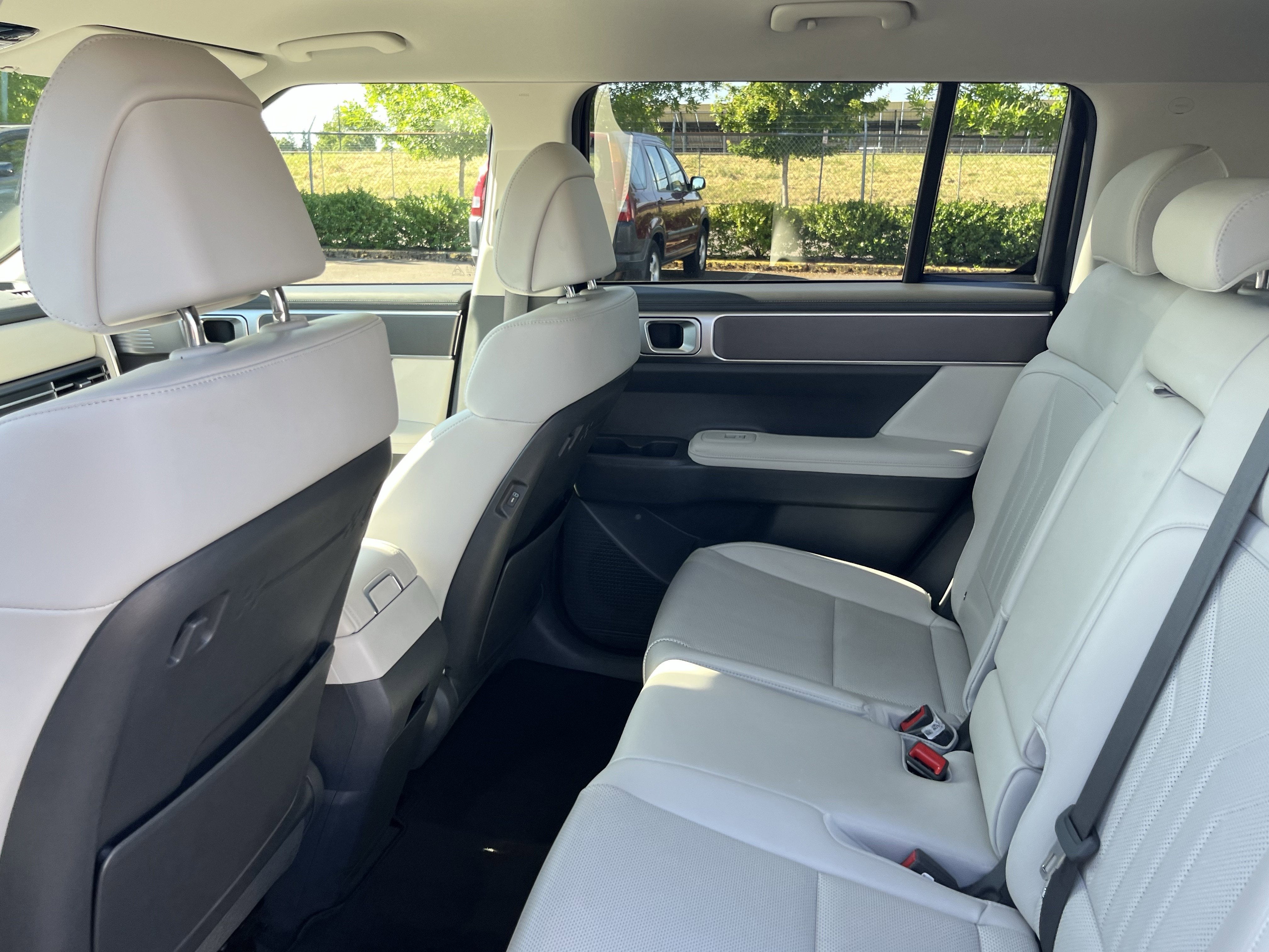 2025 Hyundai SANTA FE HYBRID SEL