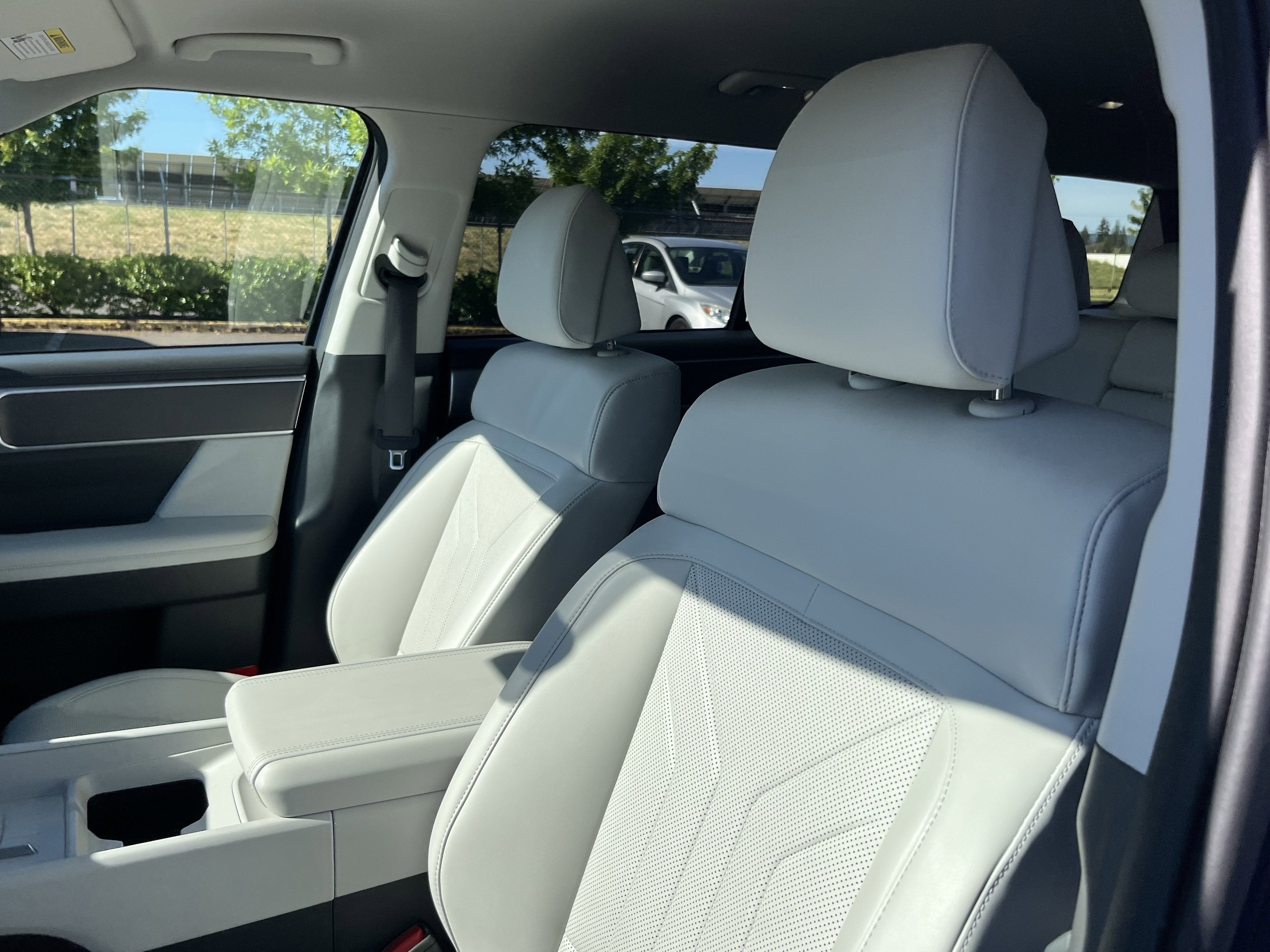 2025 Hyundai SANTA FE HYBRID SEL