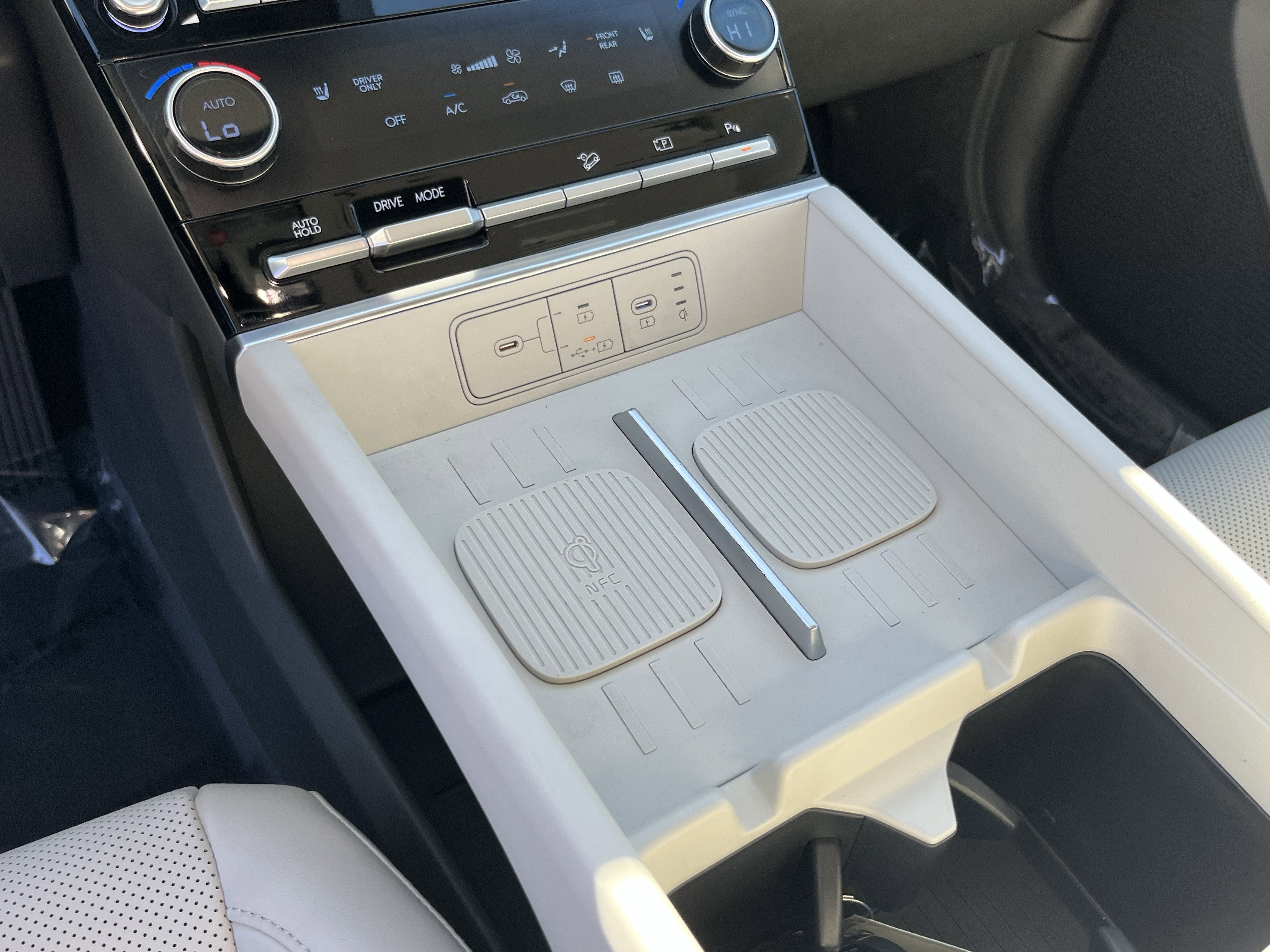 2025 Hyundai SANTA FE HYBRID SEL