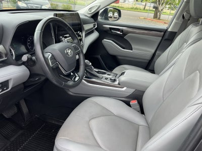 2021 Toyota Highlander Limited