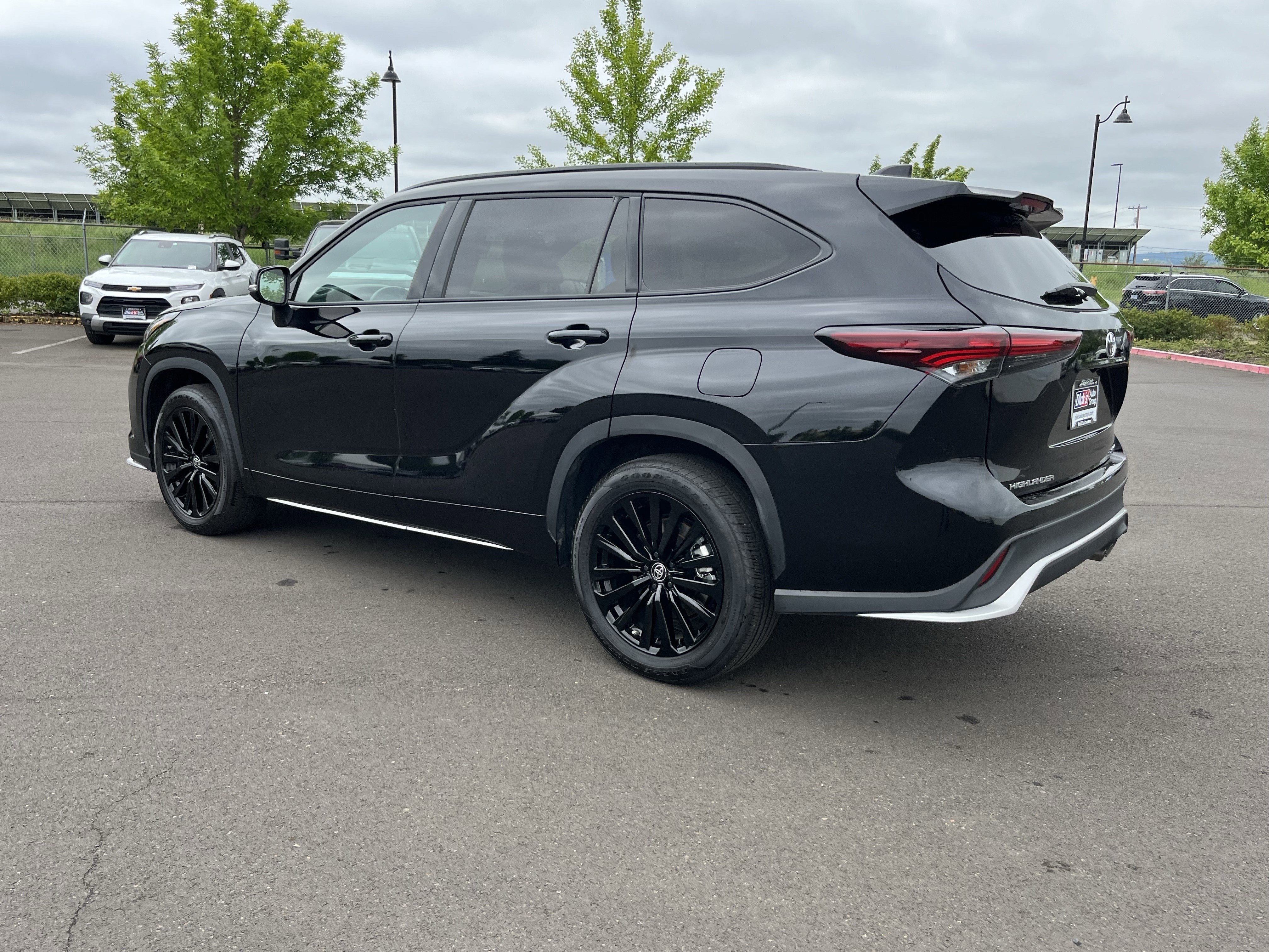 2025 Toyota Highlander LE