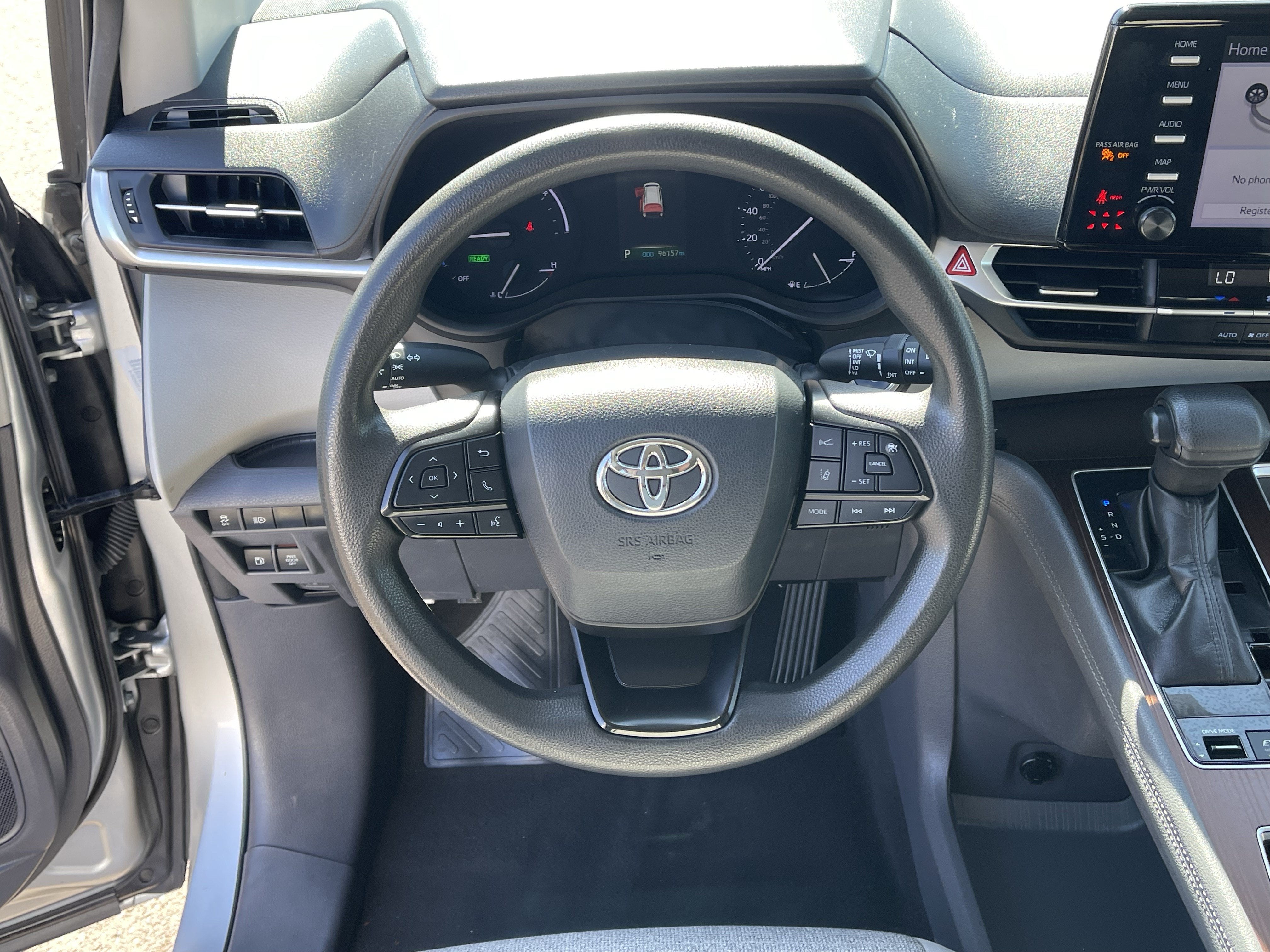 2022 Toyota Sienna LE