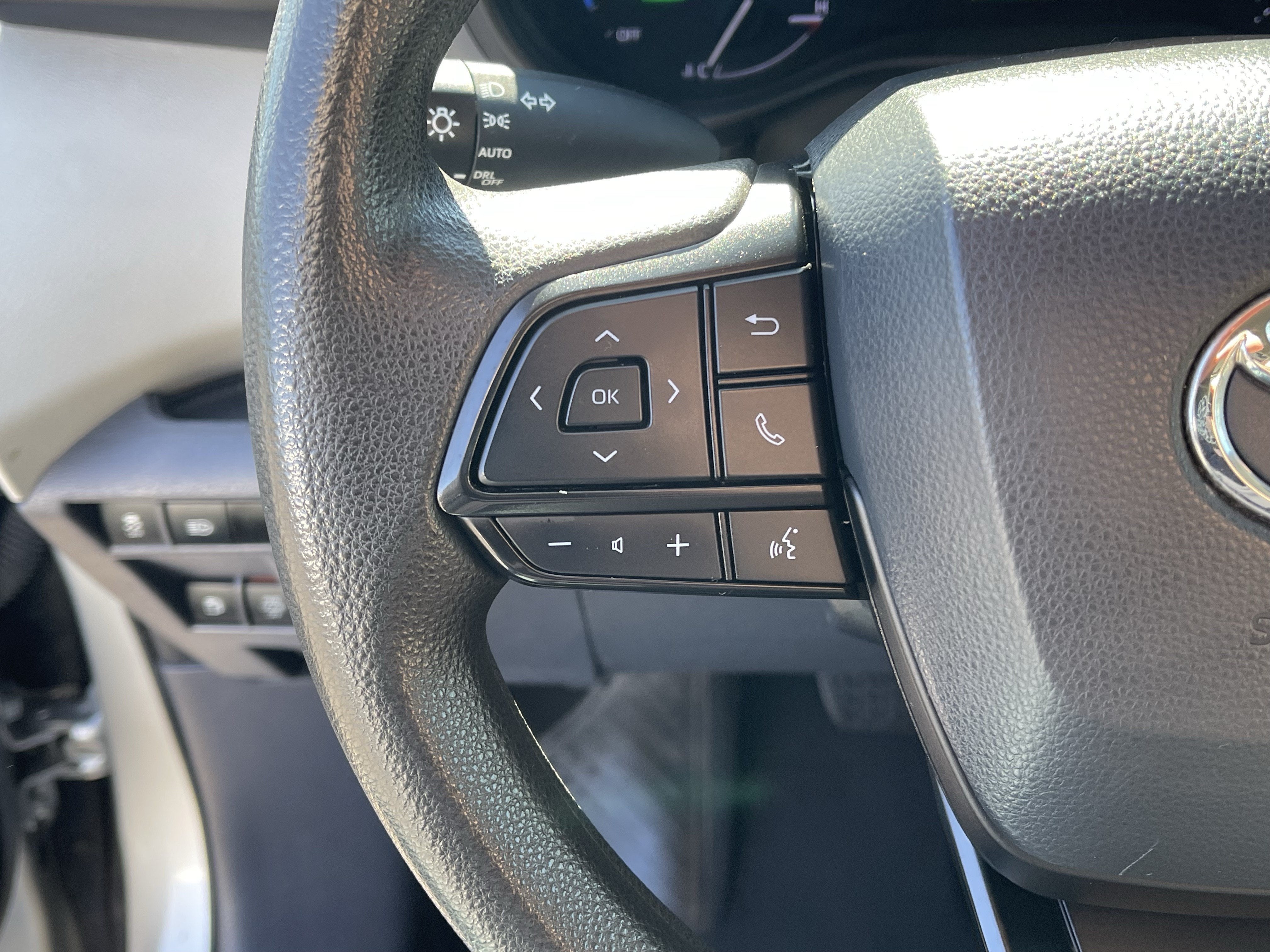 2022 Toyota Sienna LE