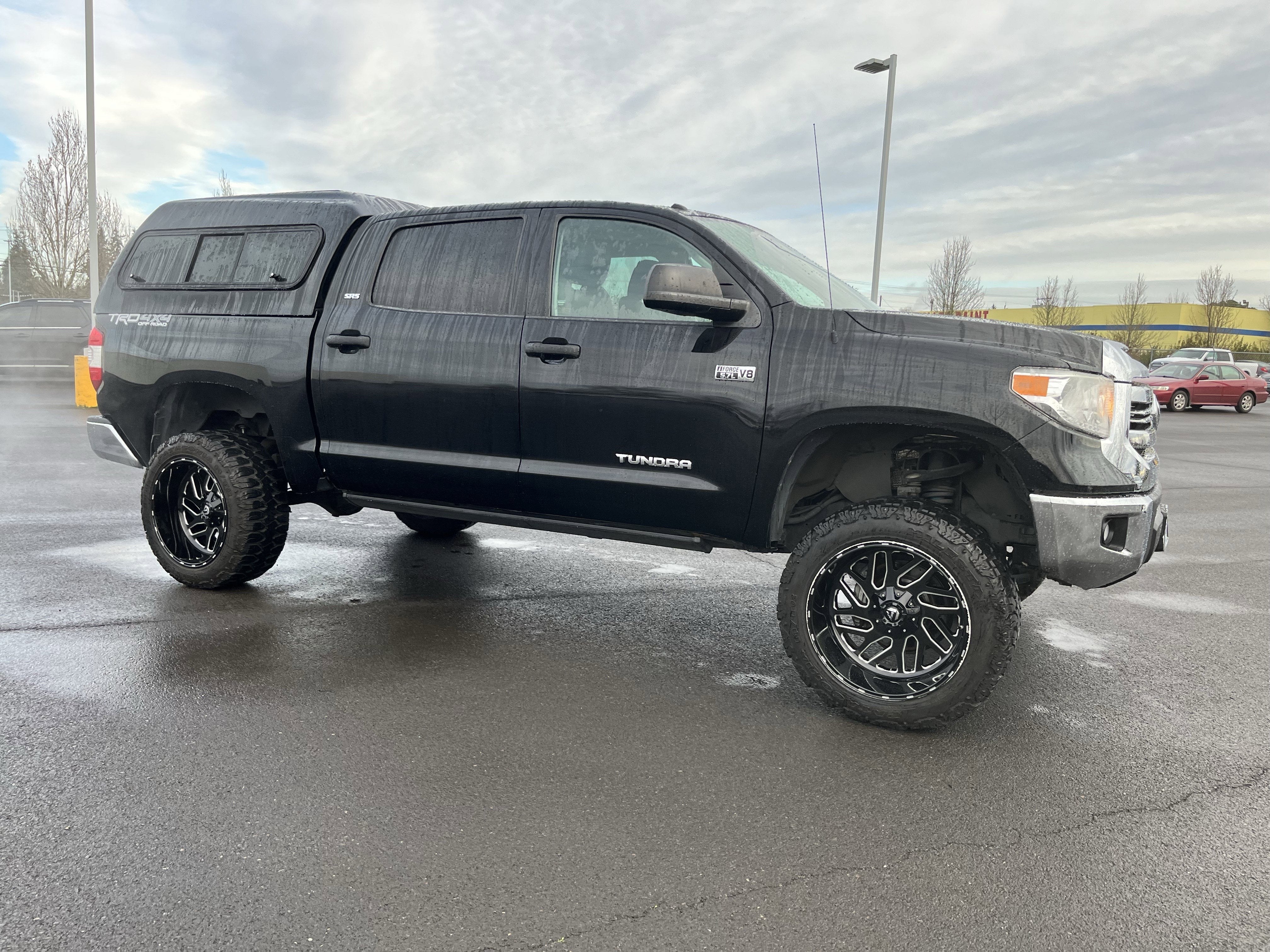 2017 Toyota Tundra SR5