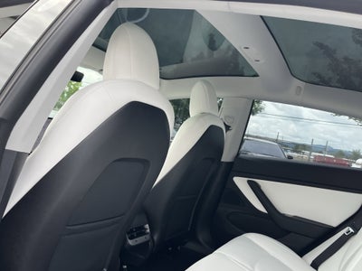 2019 Tesla Model 3 Mid Range