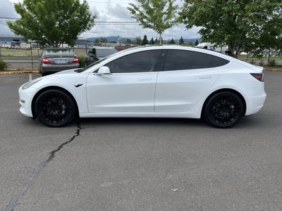 2019 Tesla Model 3 Mid Range